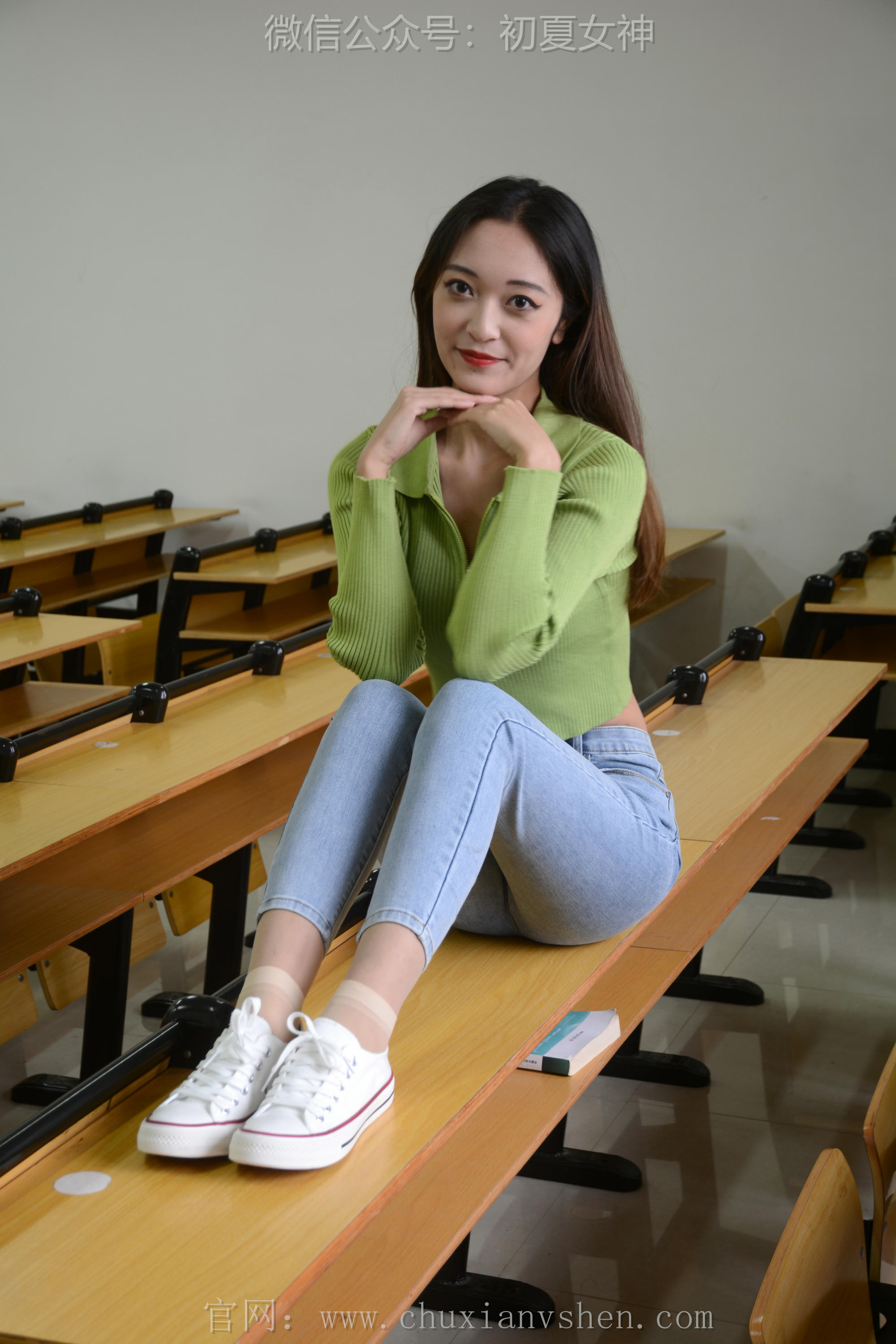 初夏女神 NO.106 依依 母校我来了[130P+1V／3.57GB]_第2集