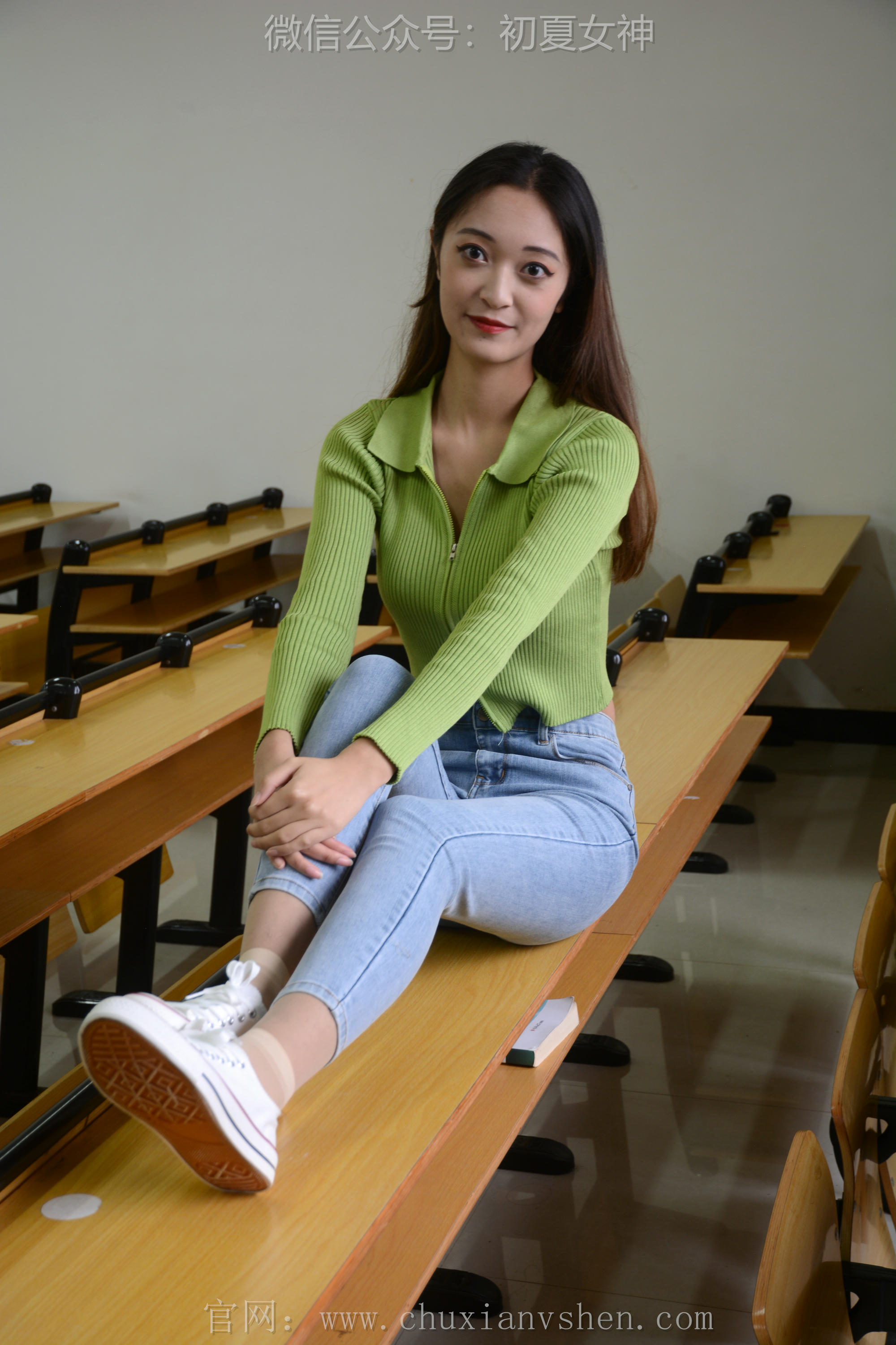 初夏女神 NO.106 依依 母校我来了[130P+1V／3.57GB]_第2集