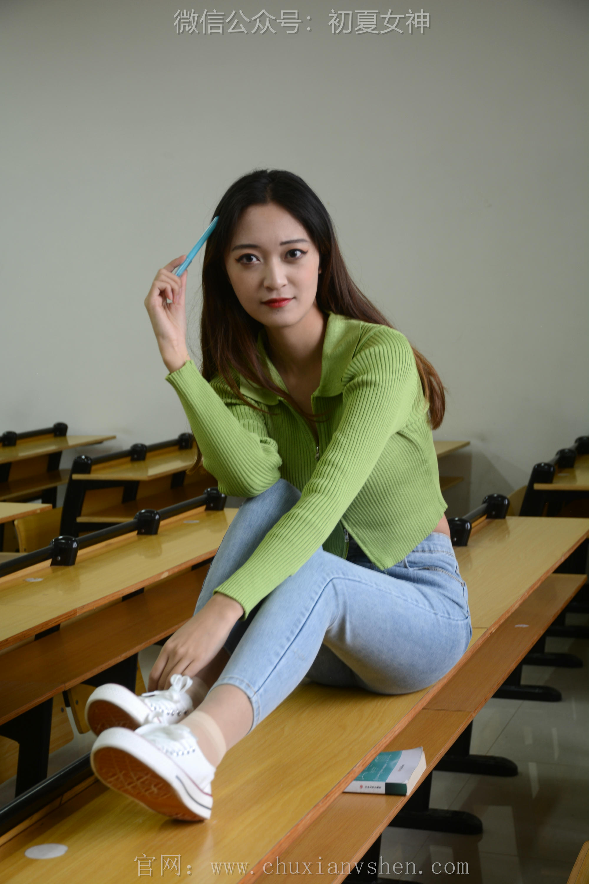 初夏女神 NO.106 依依 母校我来了[130P+1V／3.57GB]_第2集