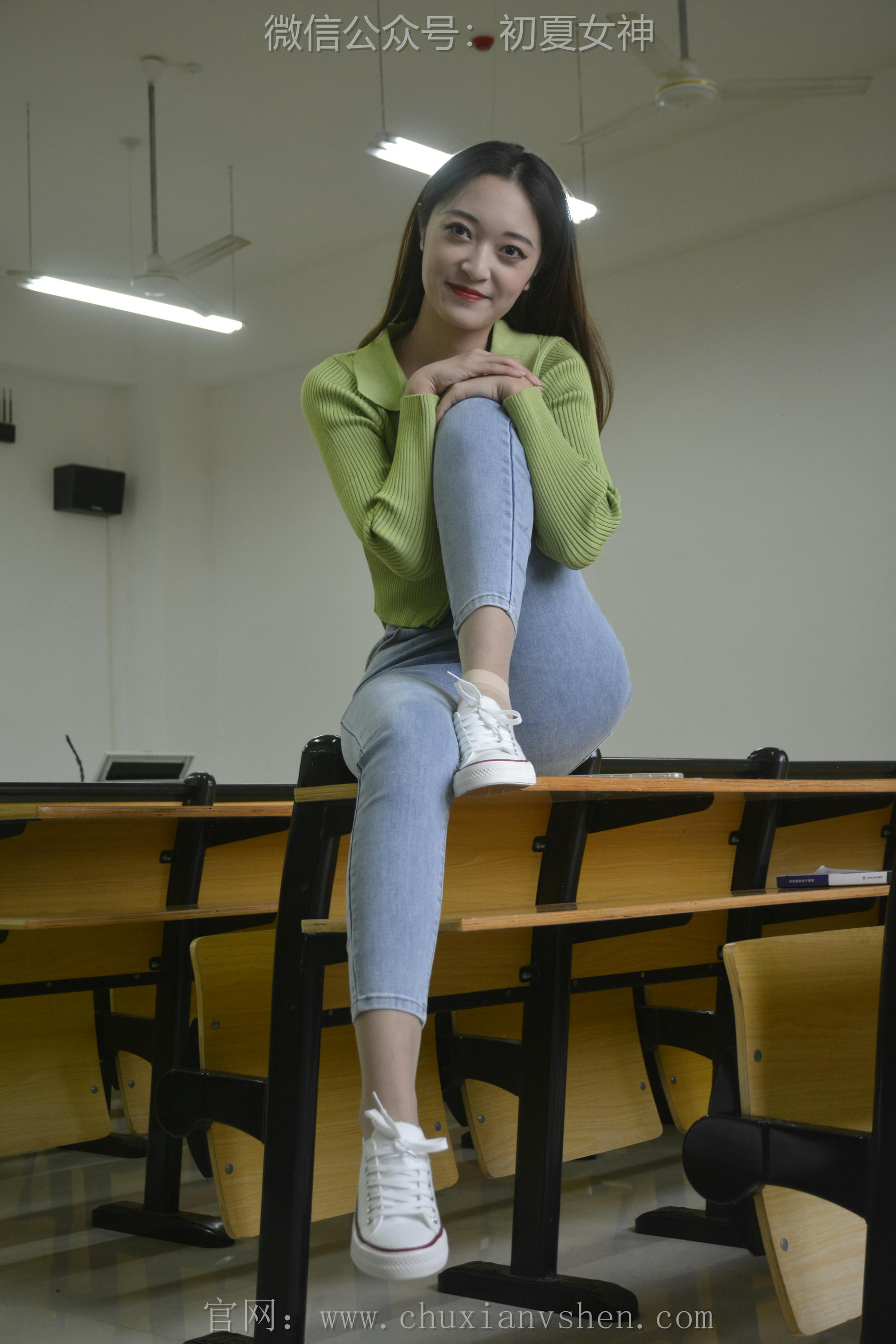 初夏女神 NO.106 依依 母校我来了[130P+1V／3.57GB]_第2集