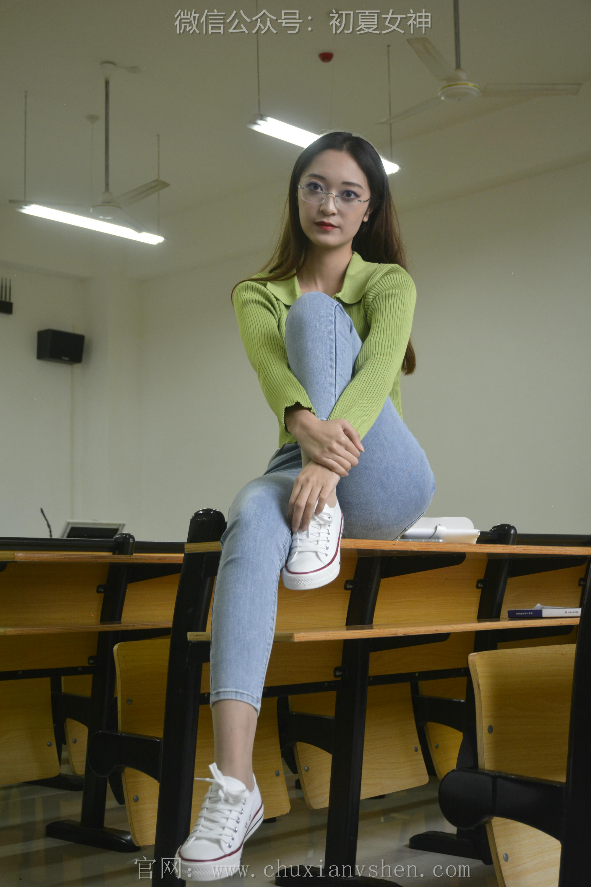 初夏女神 NO.106 依依 母校我来了[130P+1V／3.57GB]_第2集