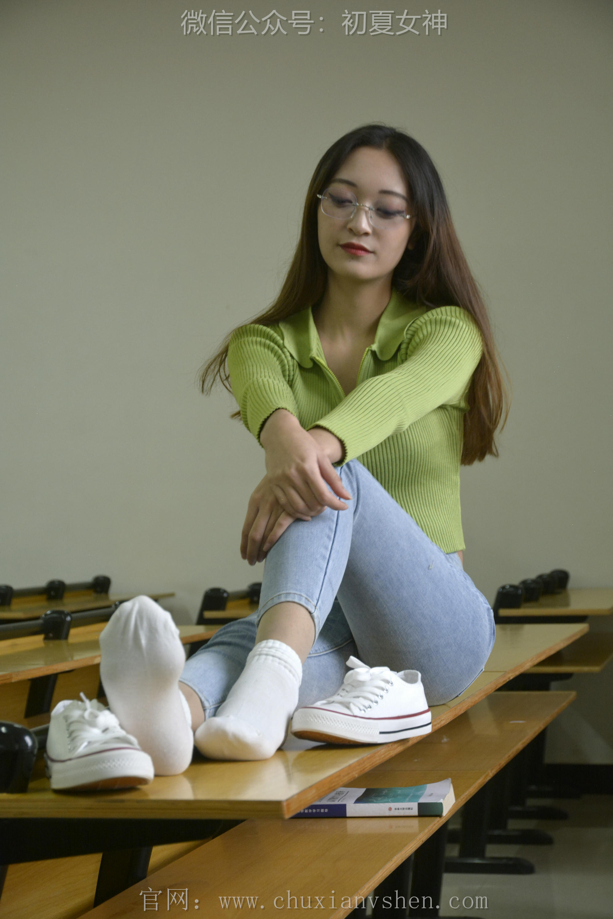 初夏女神 NO.106 依依 母校我来了[130P+1V／3.57GB]_第4集