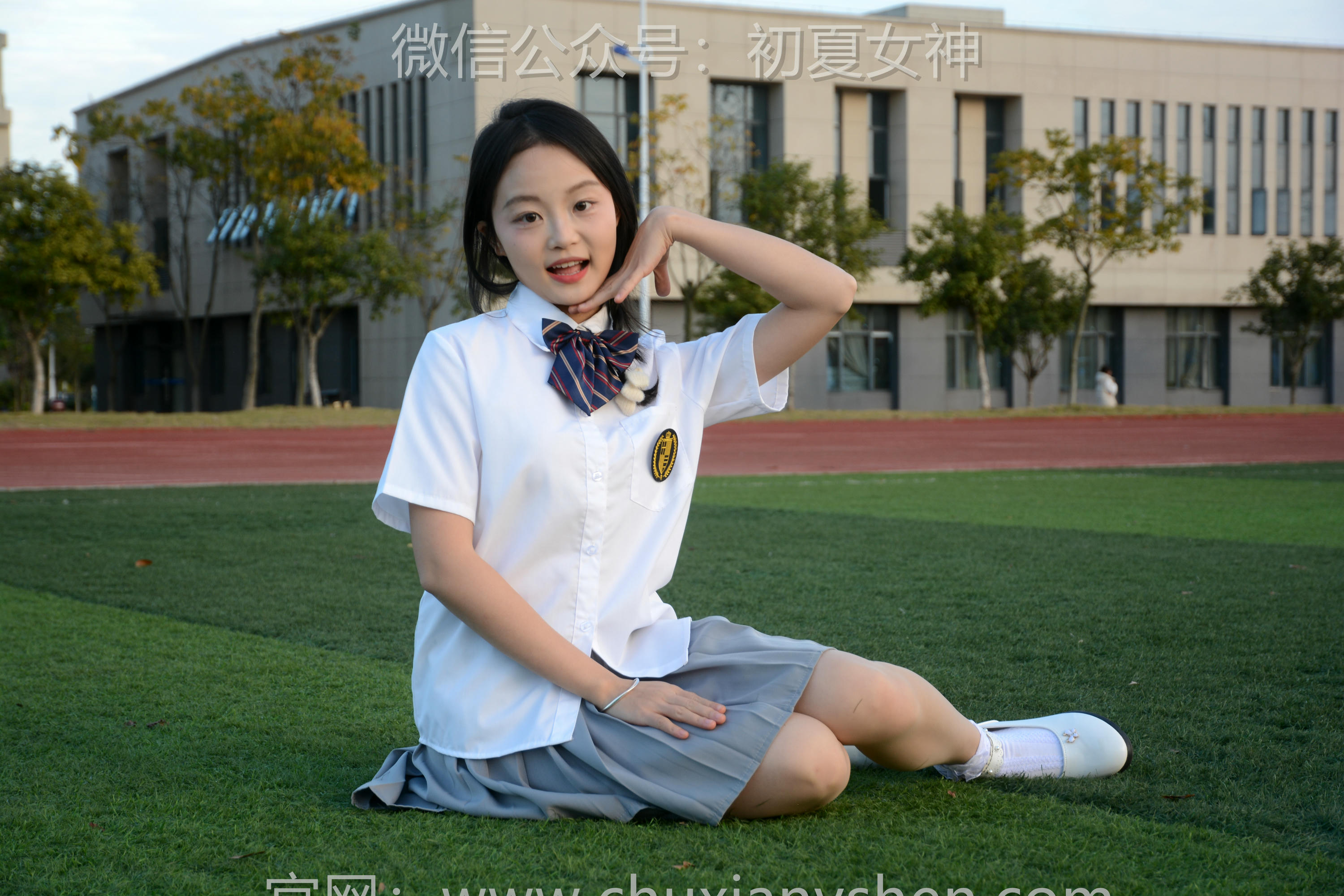 初夏女神 NO.107 双双 秋季玩沙[142P+1V／3.76GB]_第6集