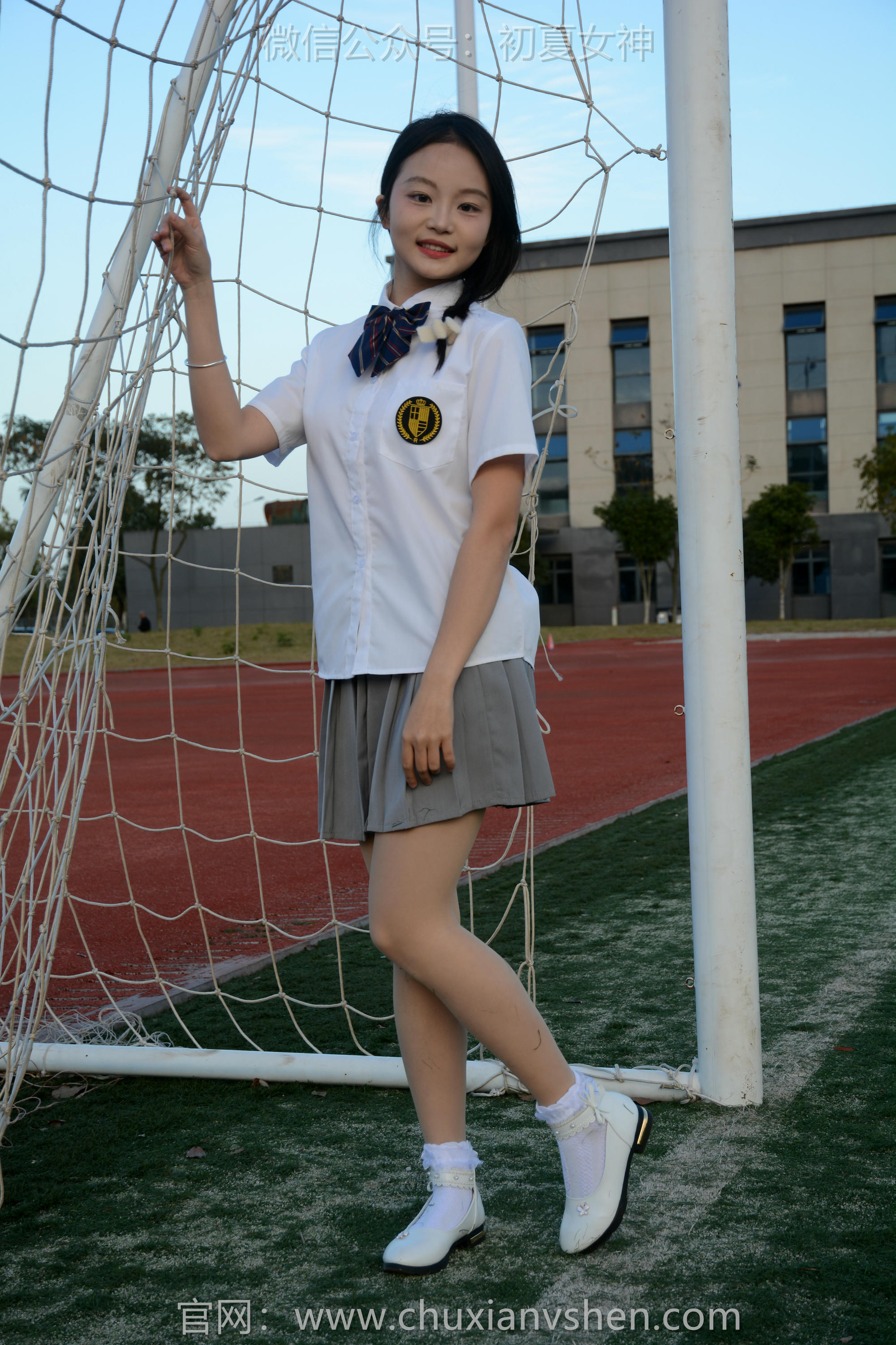 初夏女神 NO.107 双双 秋季玩沙[142P+1V／3.76GB]_第6集