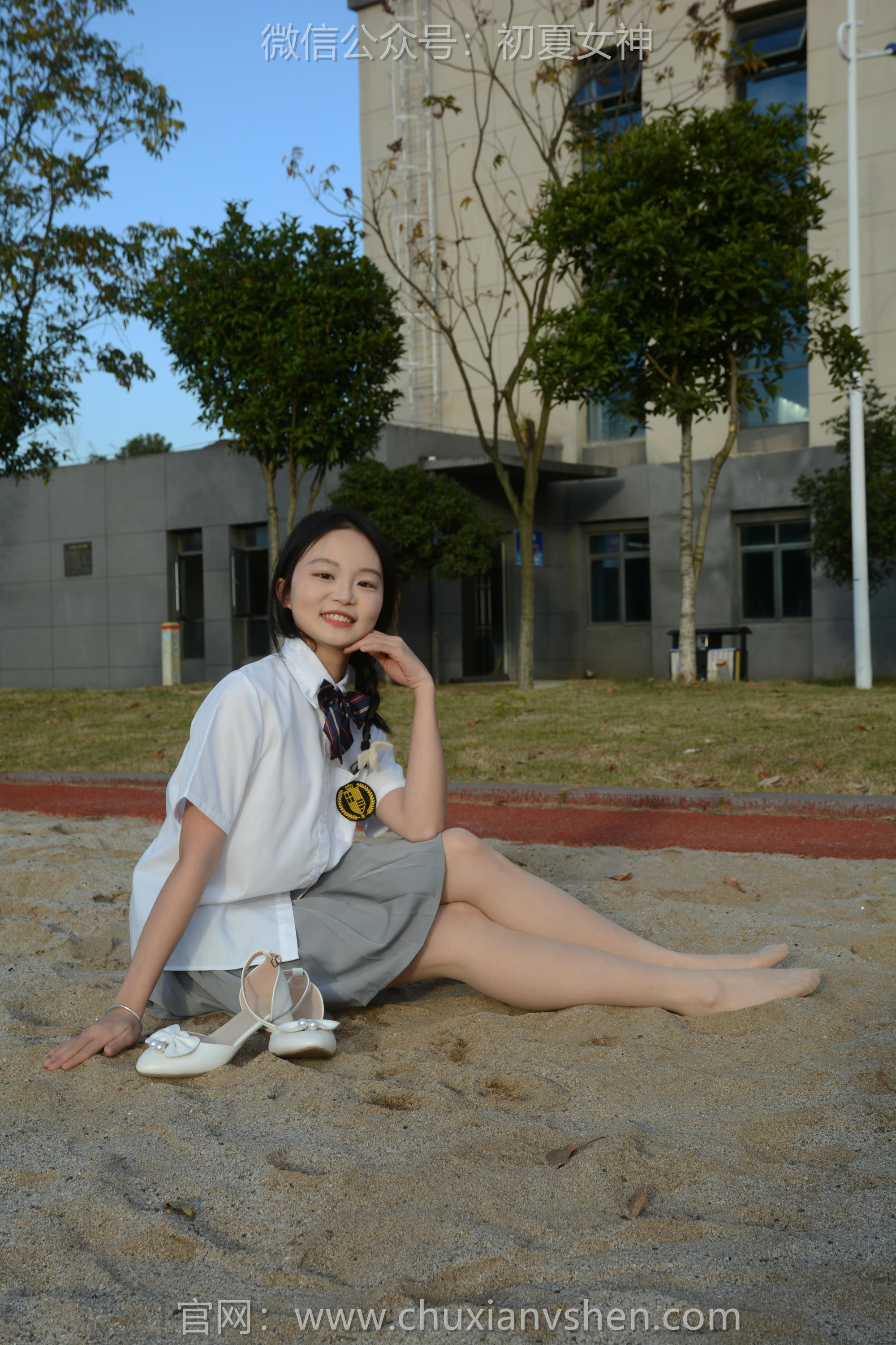 初夏女神 NO.107 双双 秋季玩沙[142P+1V／3.76GB]_第3集