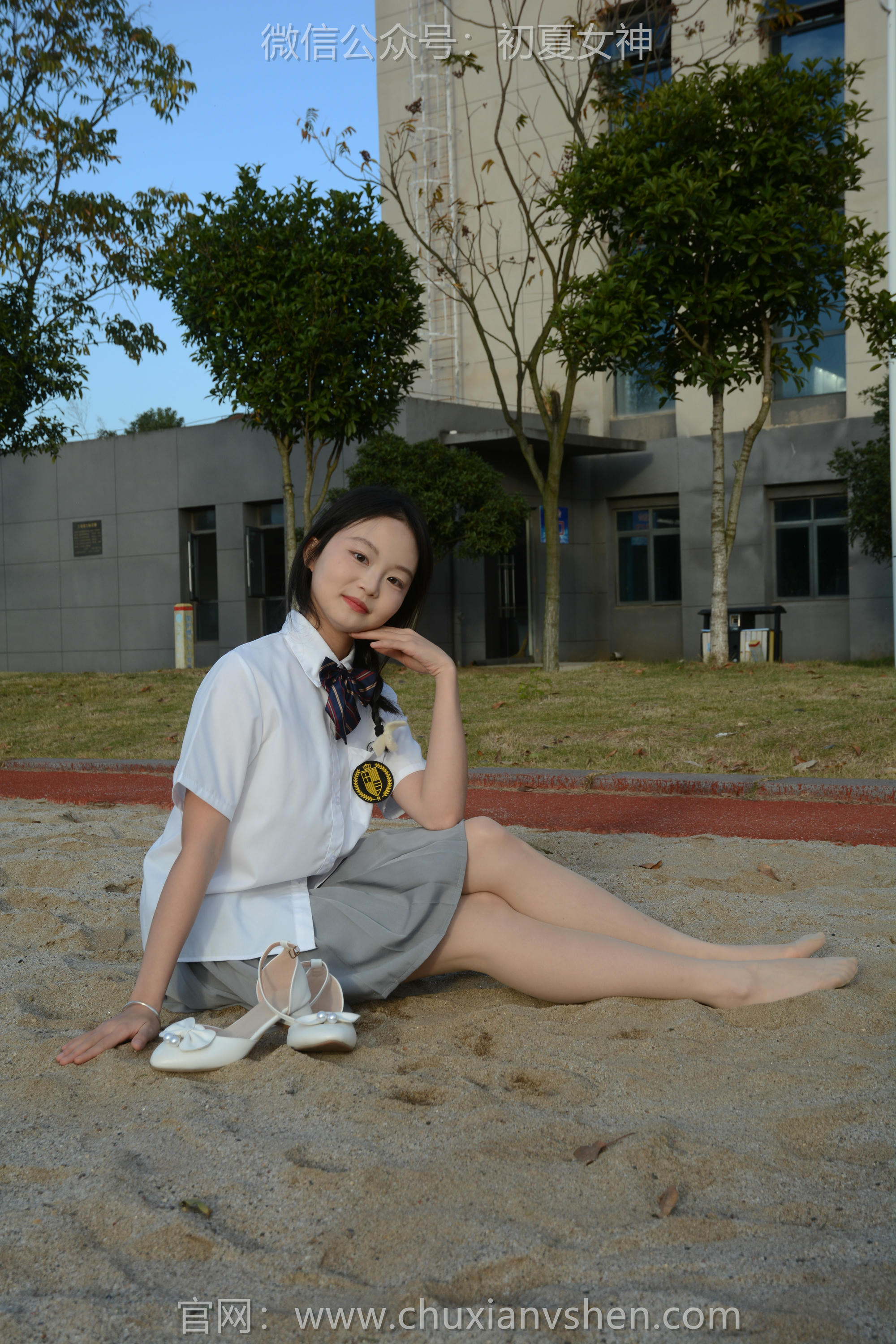 初夏女神 NO.107 双双 秋季玩沙[142P+1V／3.76GB]_第3集