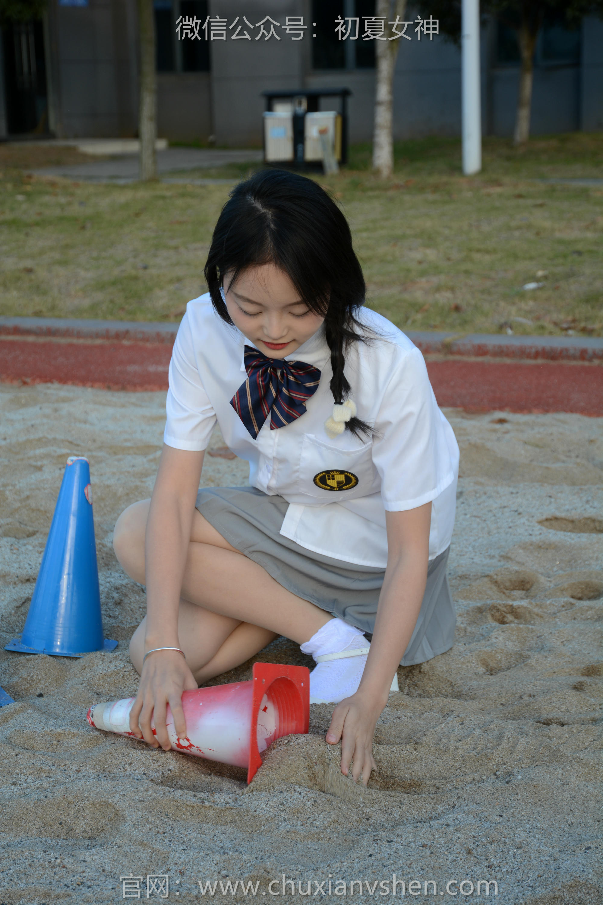 初夏女神 NO.107 双双 秋季玩沙[142P+1V／3.76GB]_第4集