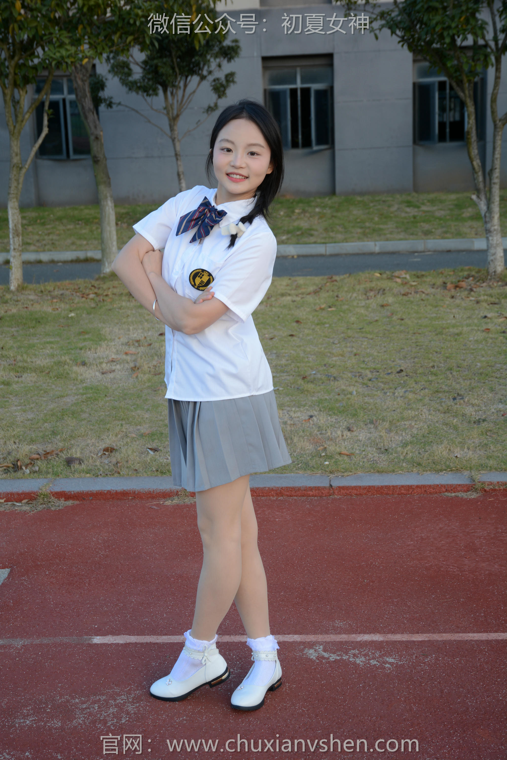 初夏女神 NO.107 双双 秋季玩沙[142P+1V／3.76GB]_第4集