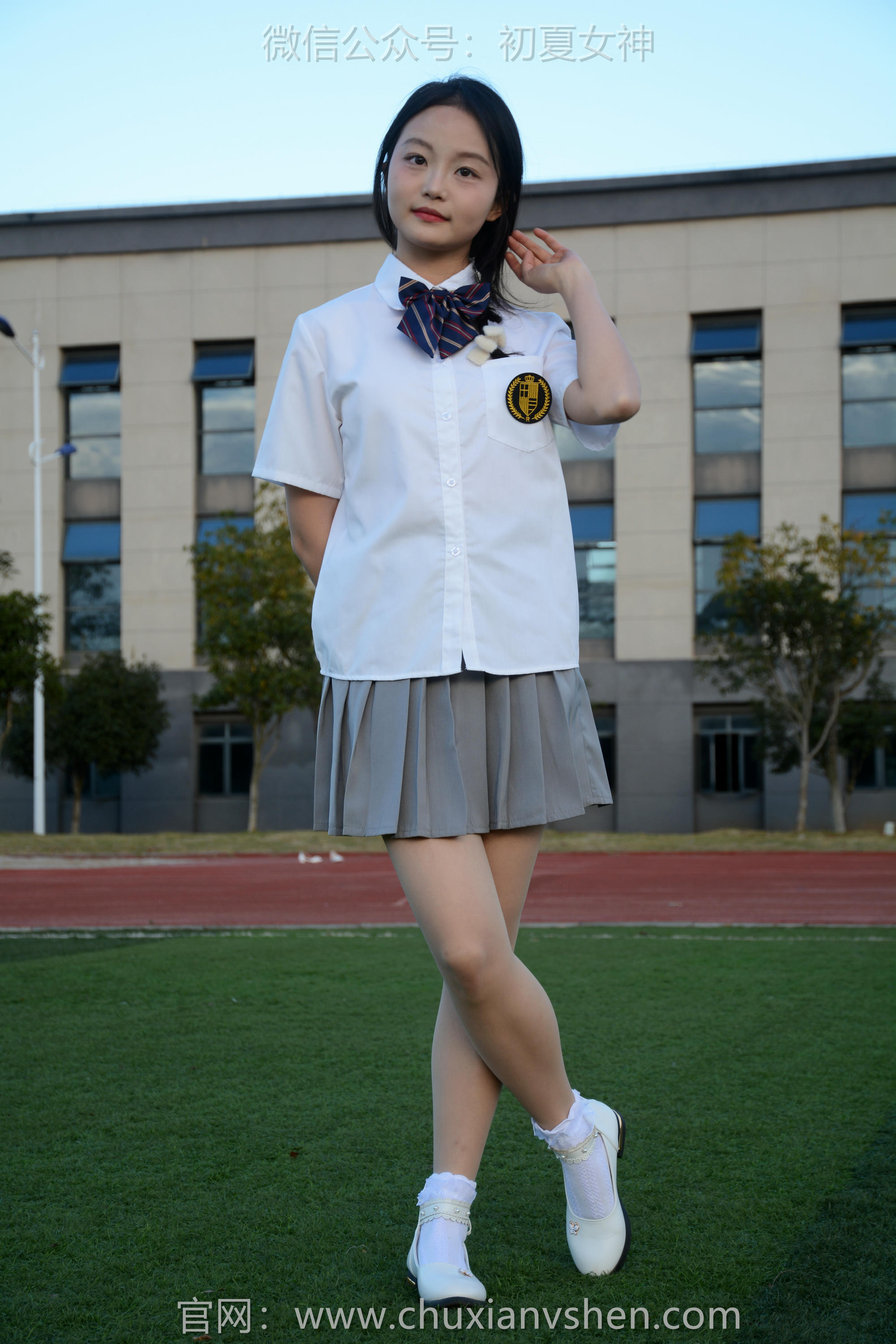 初夏女神 NO.107 双双 秋季玩沙[142P+1V／3.76GB]_第5集