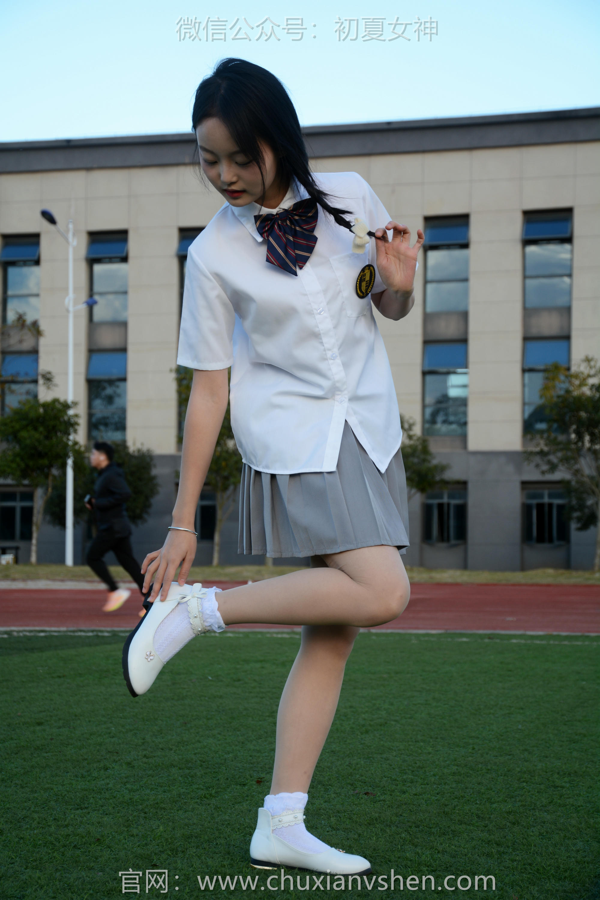 初夏女神 NO.107 双双 秋季玩沙[142P+1V／3.76GB]_第5集