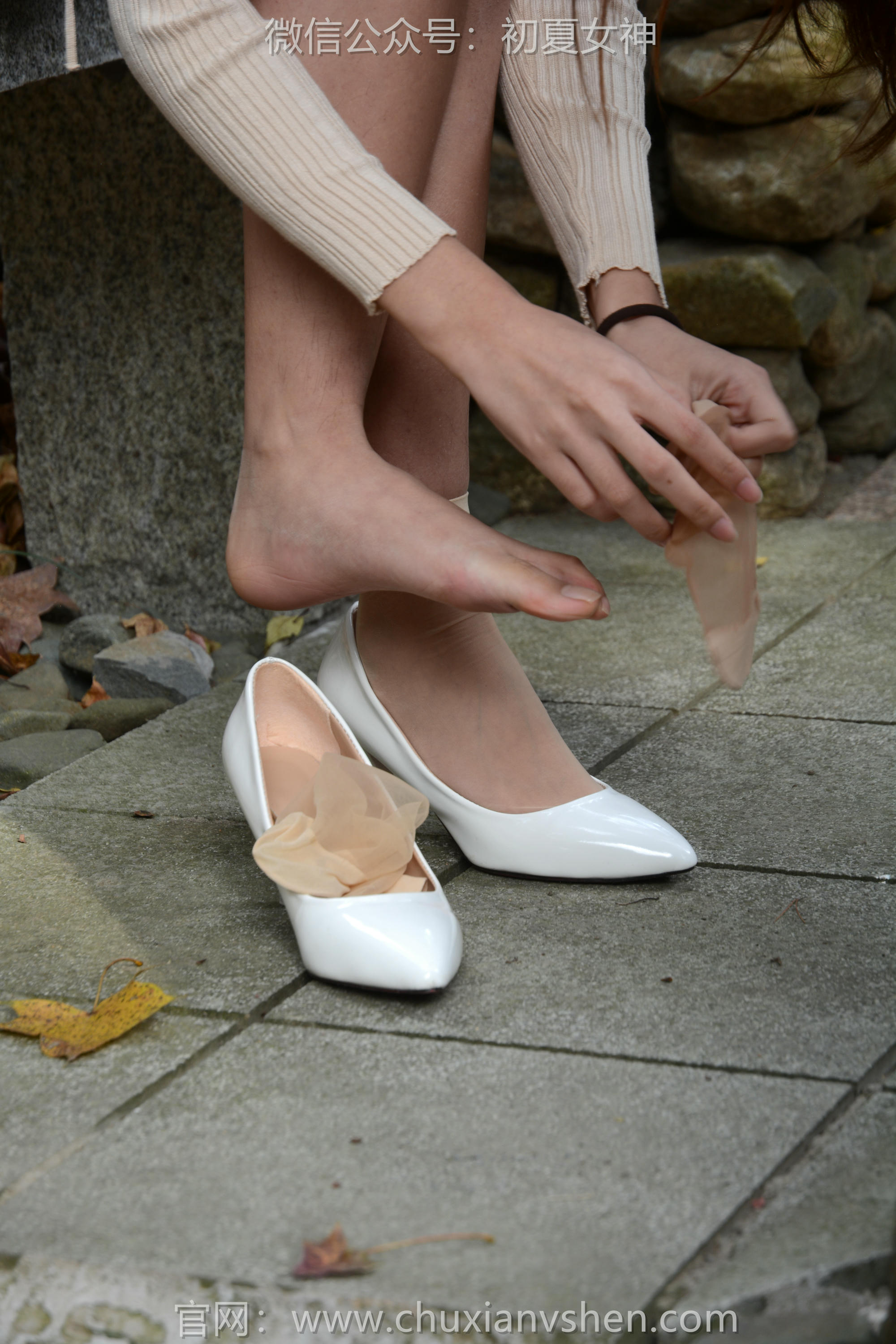 初夏女神 NO.110 依依 望庐山瀑布[140P+1V／3.78GB]_第6集