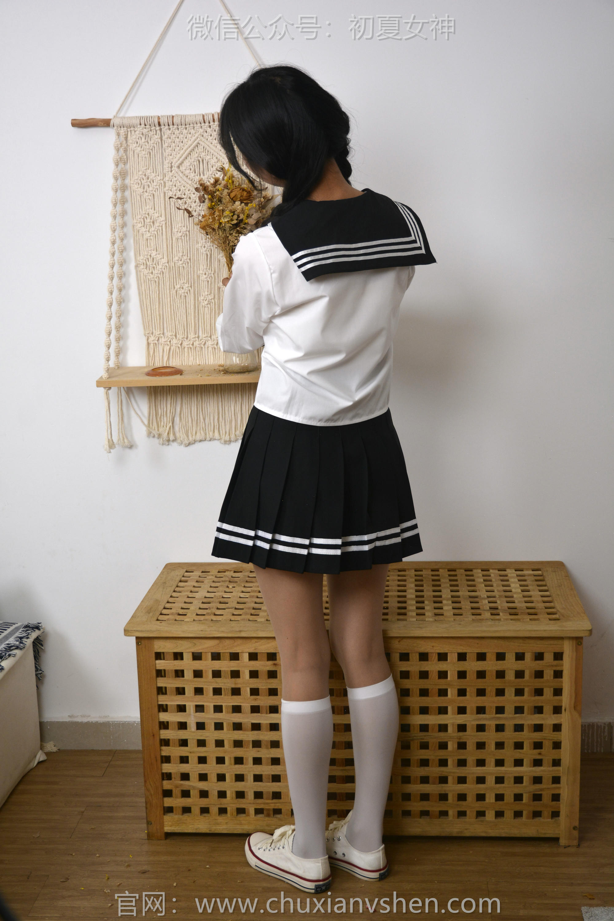 初夏女神 NO.112 点点 黑白海军服[140P+1V／3.56GB]_第1集