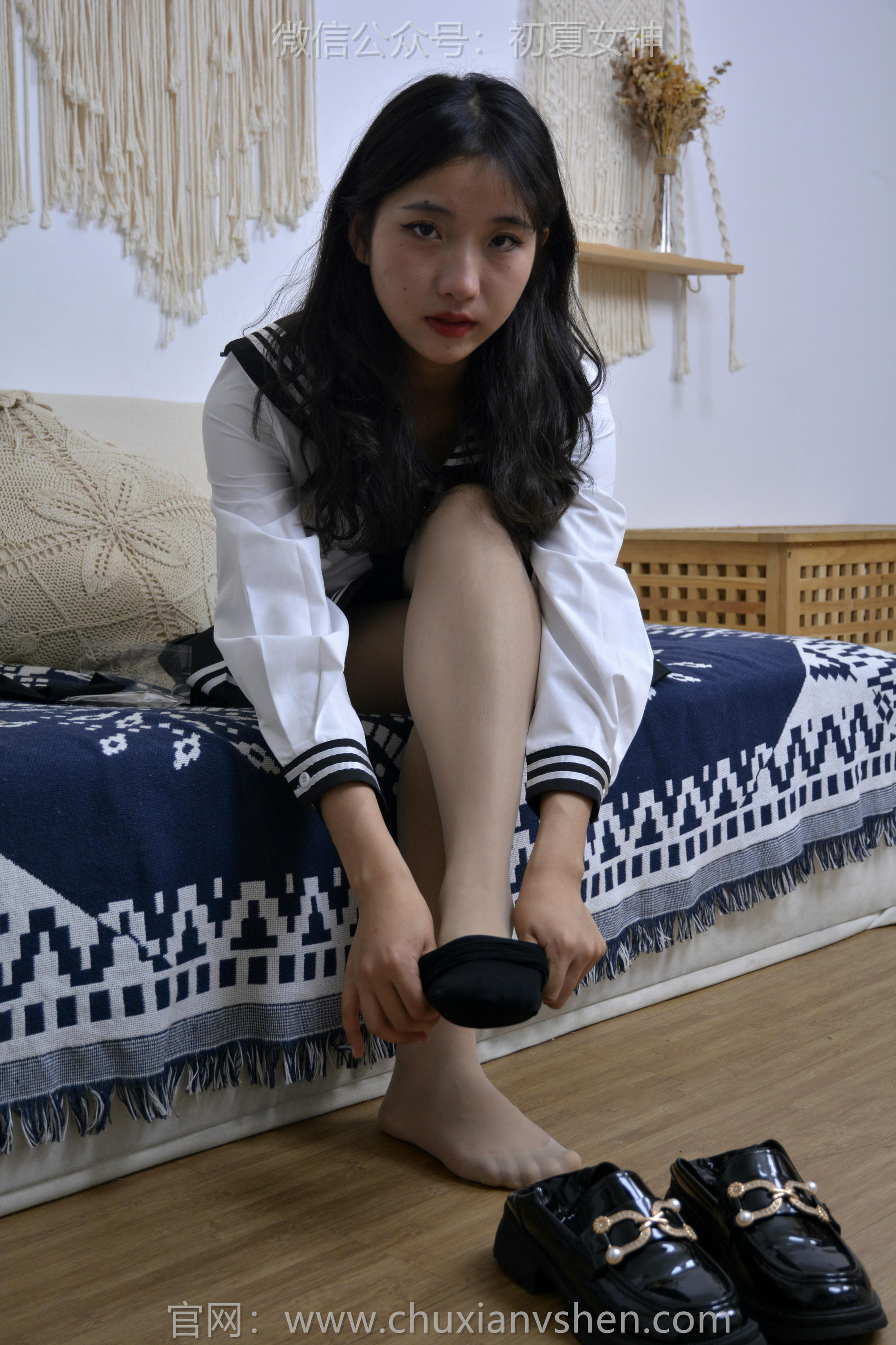 初夏女神 NO.112 点点 黑白海军服[140P+1V／3.56GB]_第5集