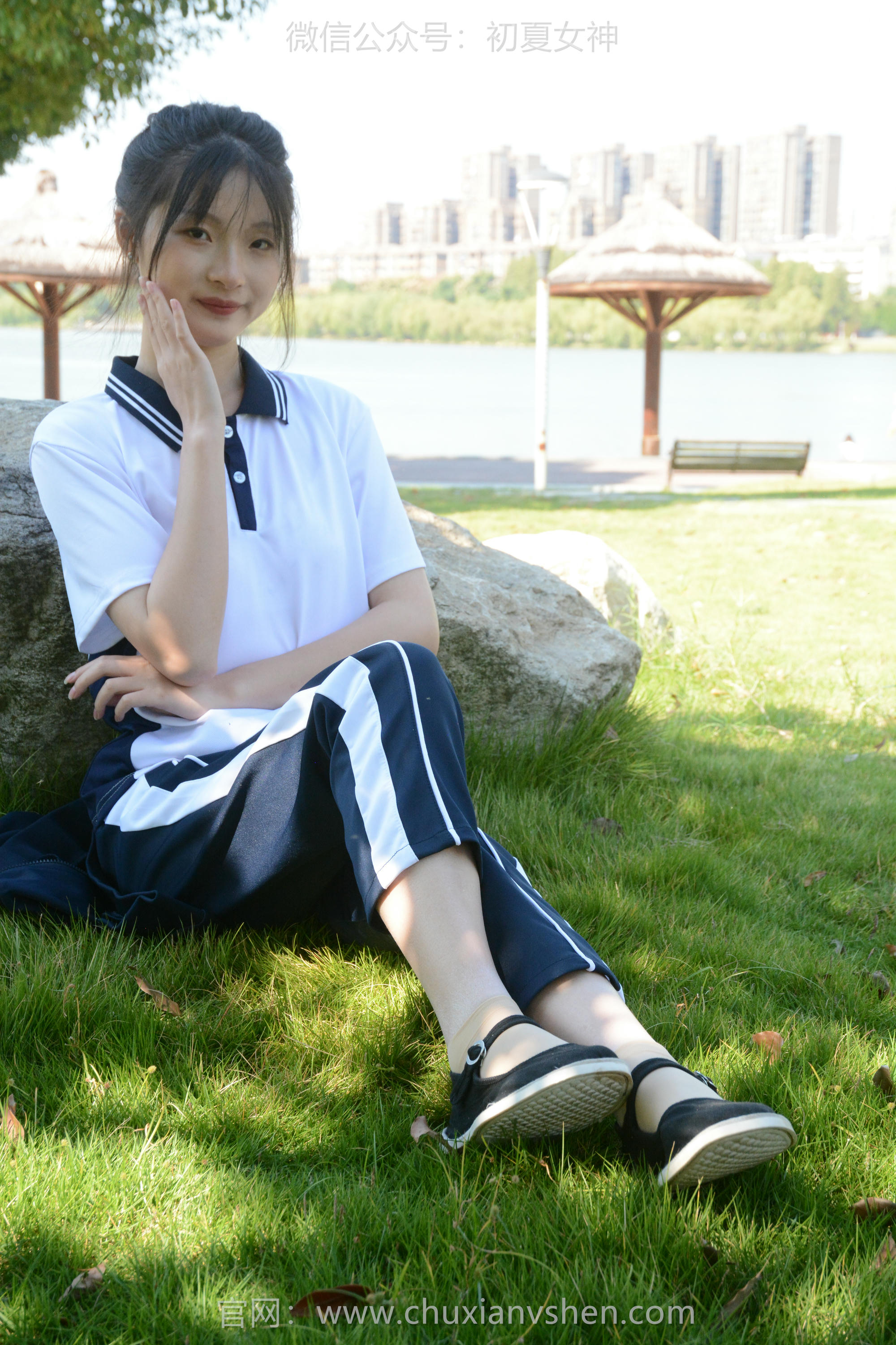 初夏女神 NO.114 安妮 秋冬校服[140P+1V／3.43GB]_第2集