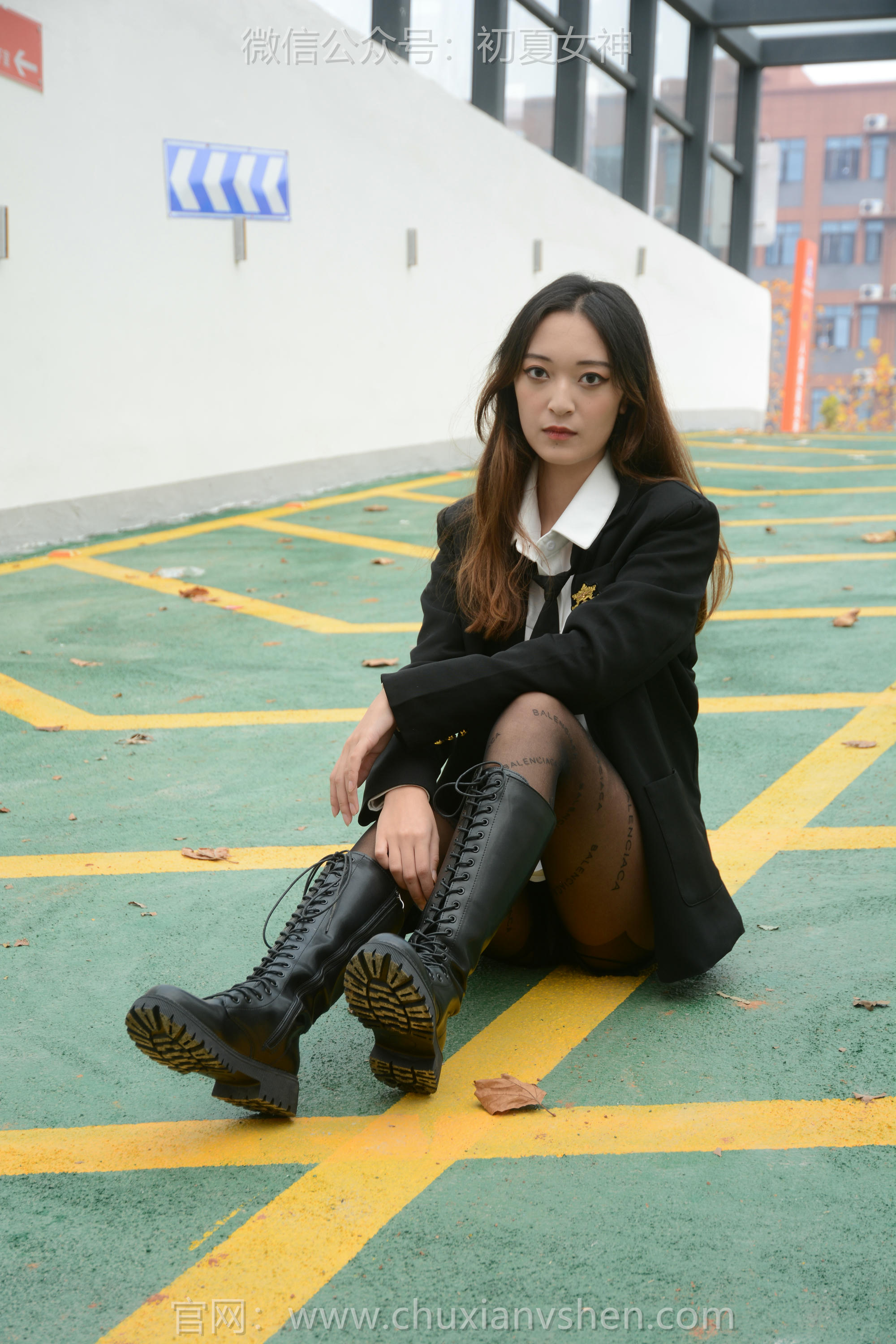 初夏女神 NO.115 依依 学校车库[140P+1V／2.89GB]_第2集