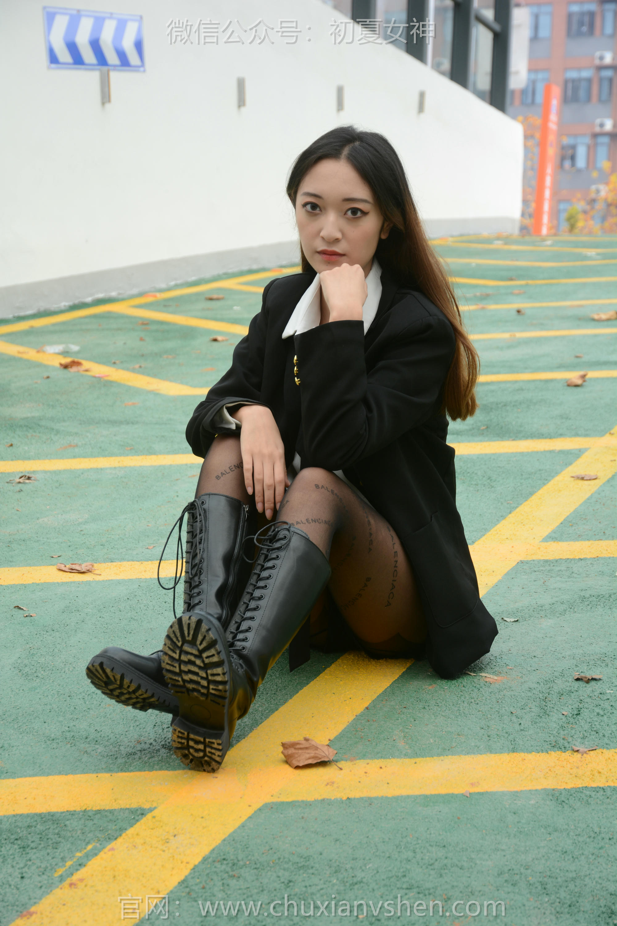 初夏女神 NO.115 依依 学校车库[140P+1V／2.89GB]_第2集