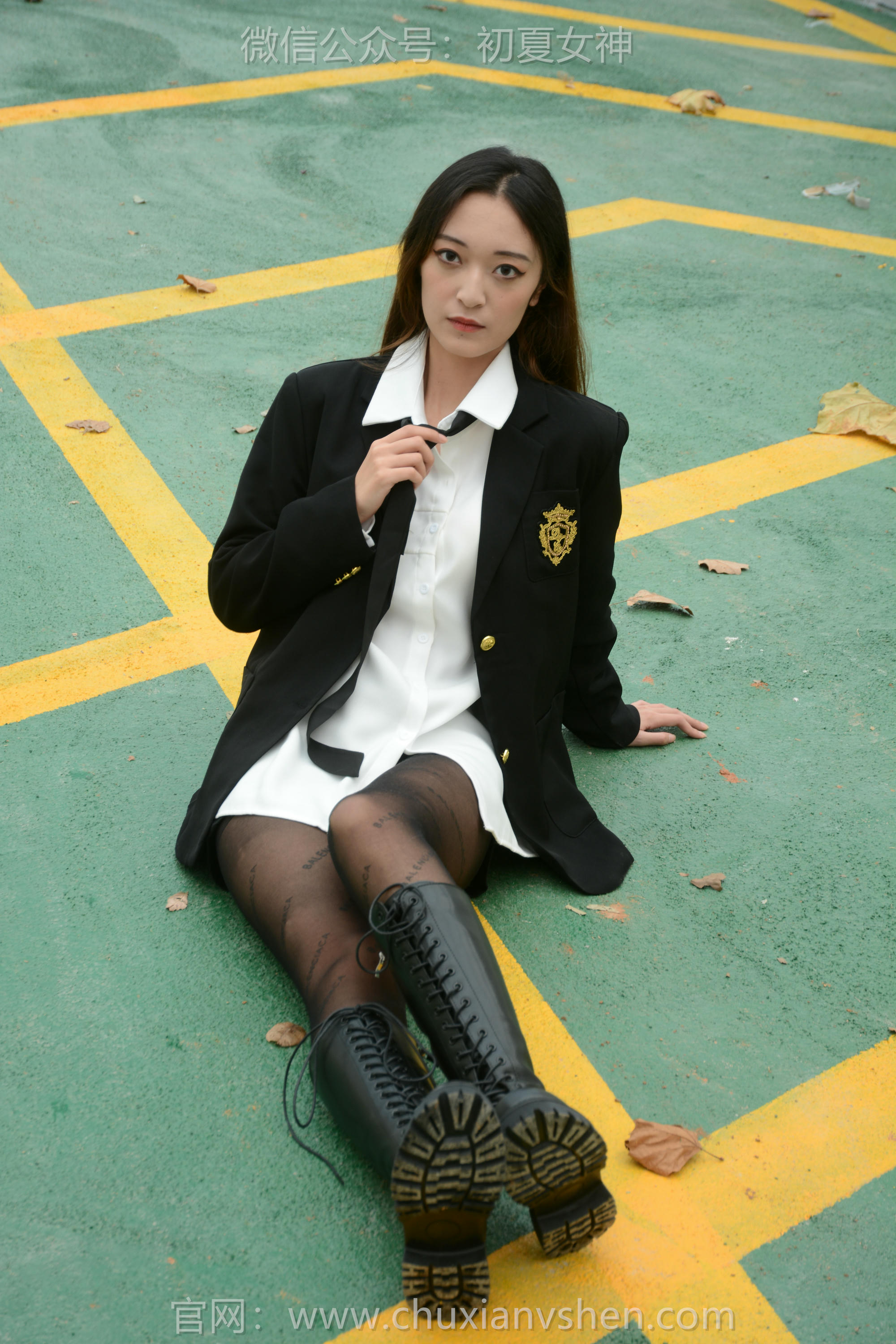 初夏女神 NO.115 依依 学校车库[140P+1V／2.89GB]_第2集