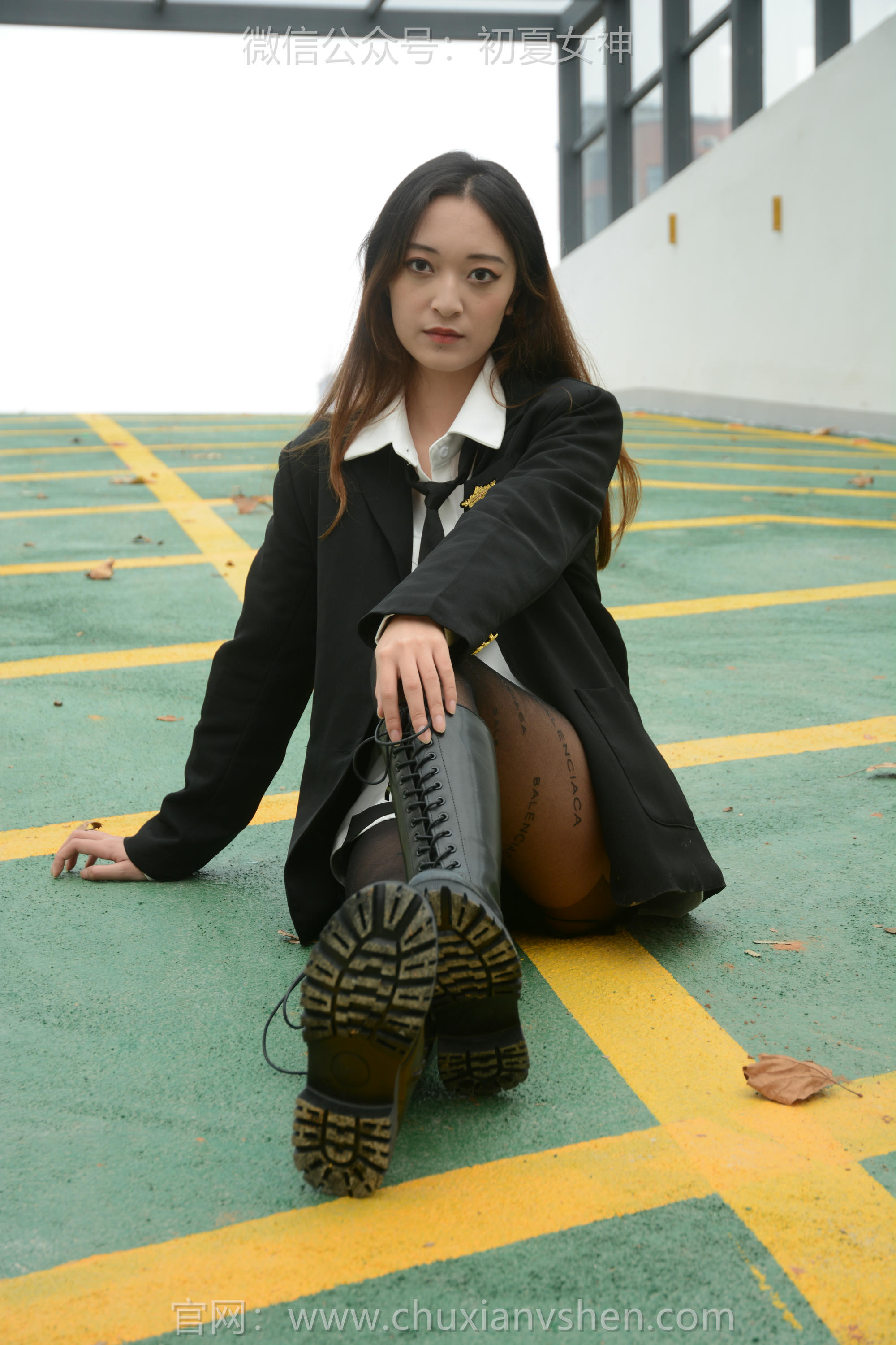 初夏女神 NO.115 依依 学校车库[140P+1V／2.89GB]_第3集