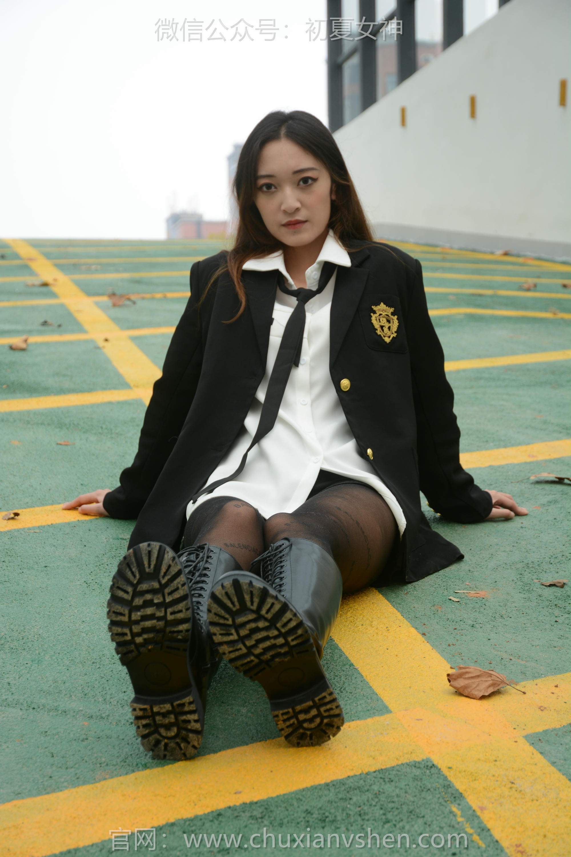 初夏女神 NO.115 依依 学校车库[140P+1V／2.89GB]_第3集