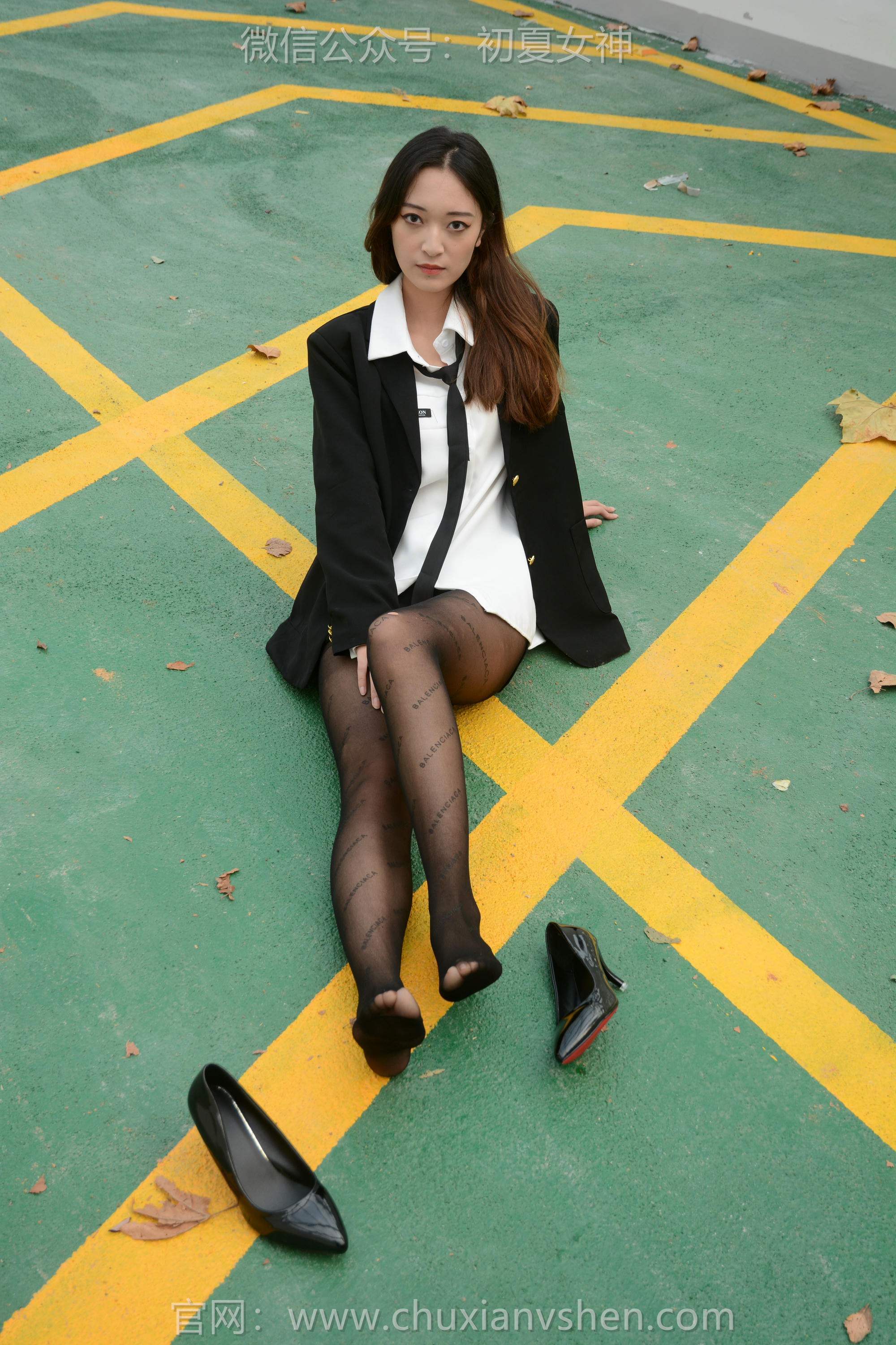 初夏女神 NO.115 依依 学校车库[140P+1V／2.89GB]_第3集