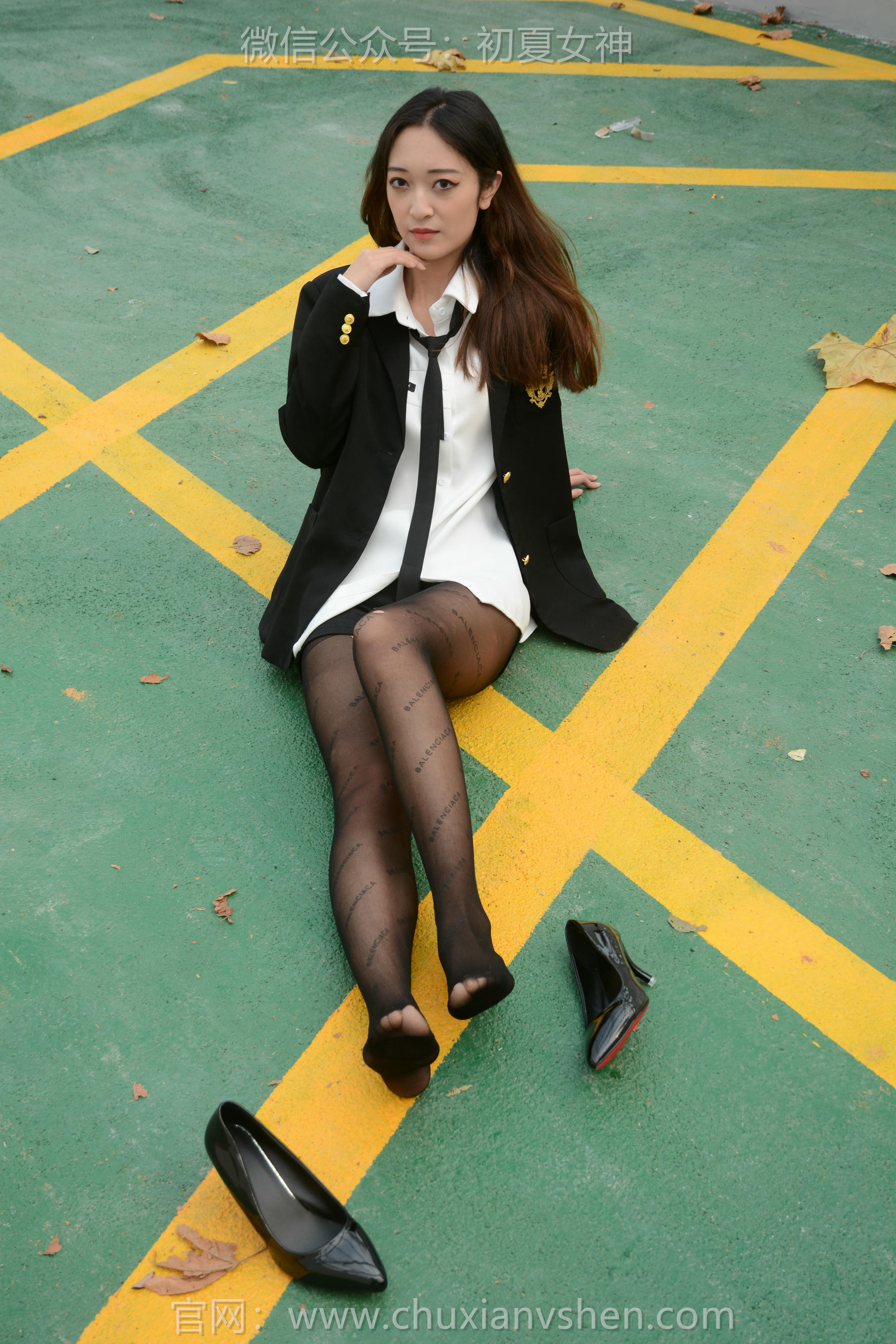 初夏女神 NO.115 依依 学校车库[140P+1V／2.89GB]_第3集