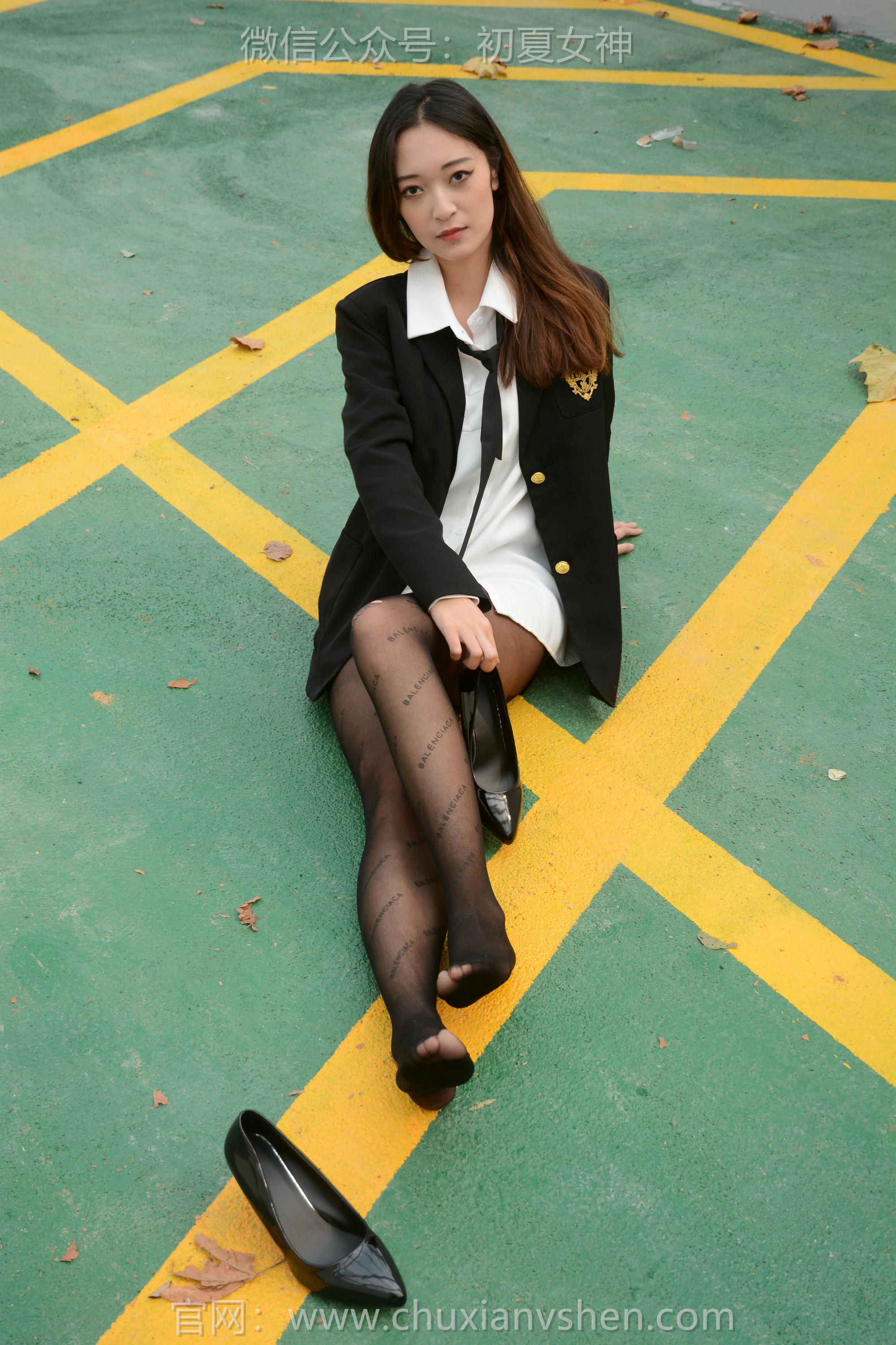 初夏女神 NO.115 依依 学校车库[140P+1V／2.89GB]_第4集