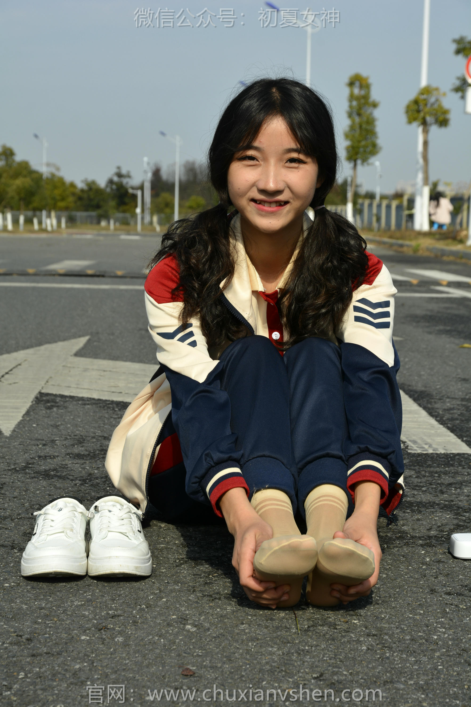 初夏女神 NO.116 点点 英伦风校服[140P+1V／3.50GB]_第6集