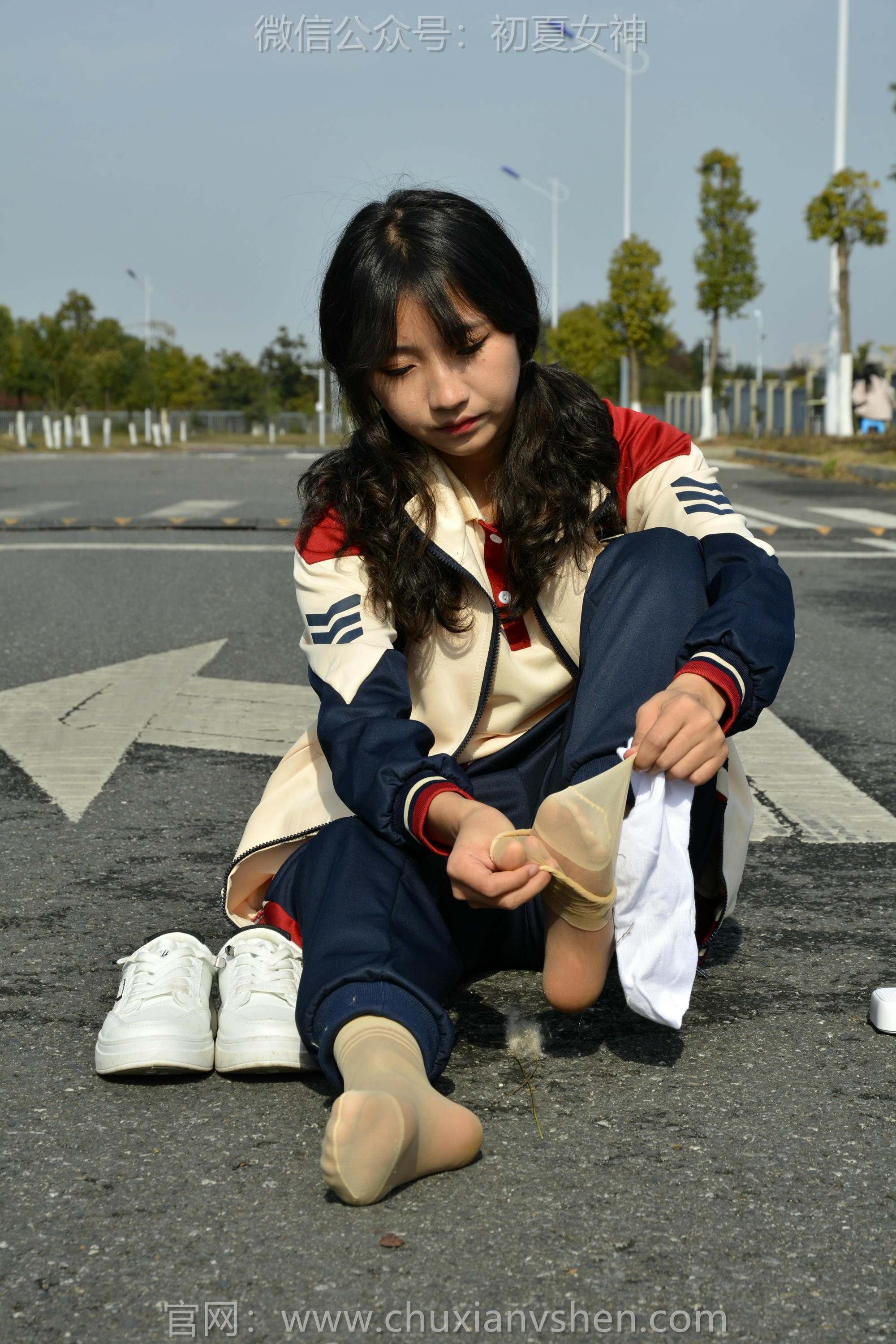 初夏女神 NO.116 点点 英伦风校服[140P+1V／3.50GB]_第6集