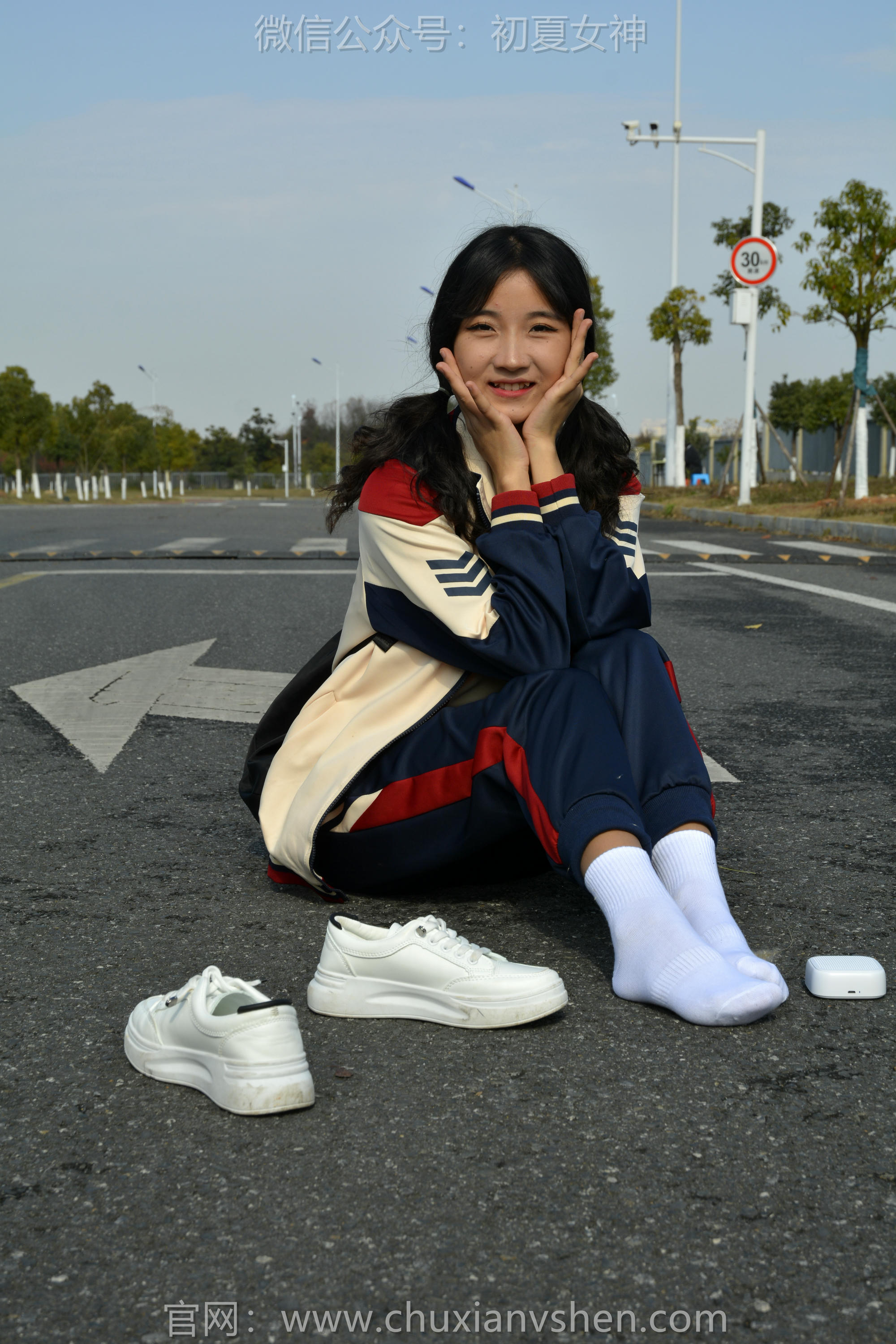 初夏女神 NO.116 点点 英伦风校服[140P+1V／3.50GB]_第7集