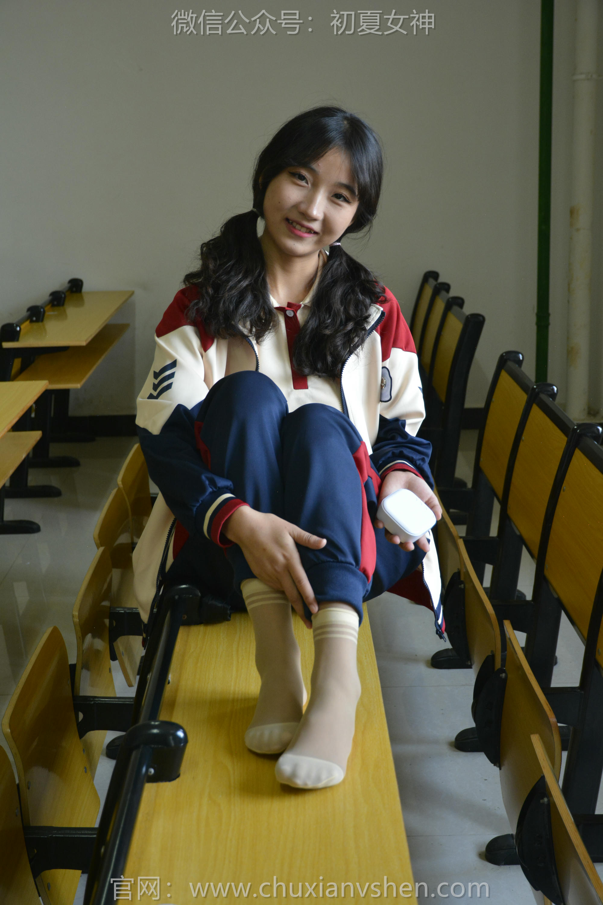 初夏女神 NO.116 点点 英伦风校服[140P+1V／3.50GB]_第2集