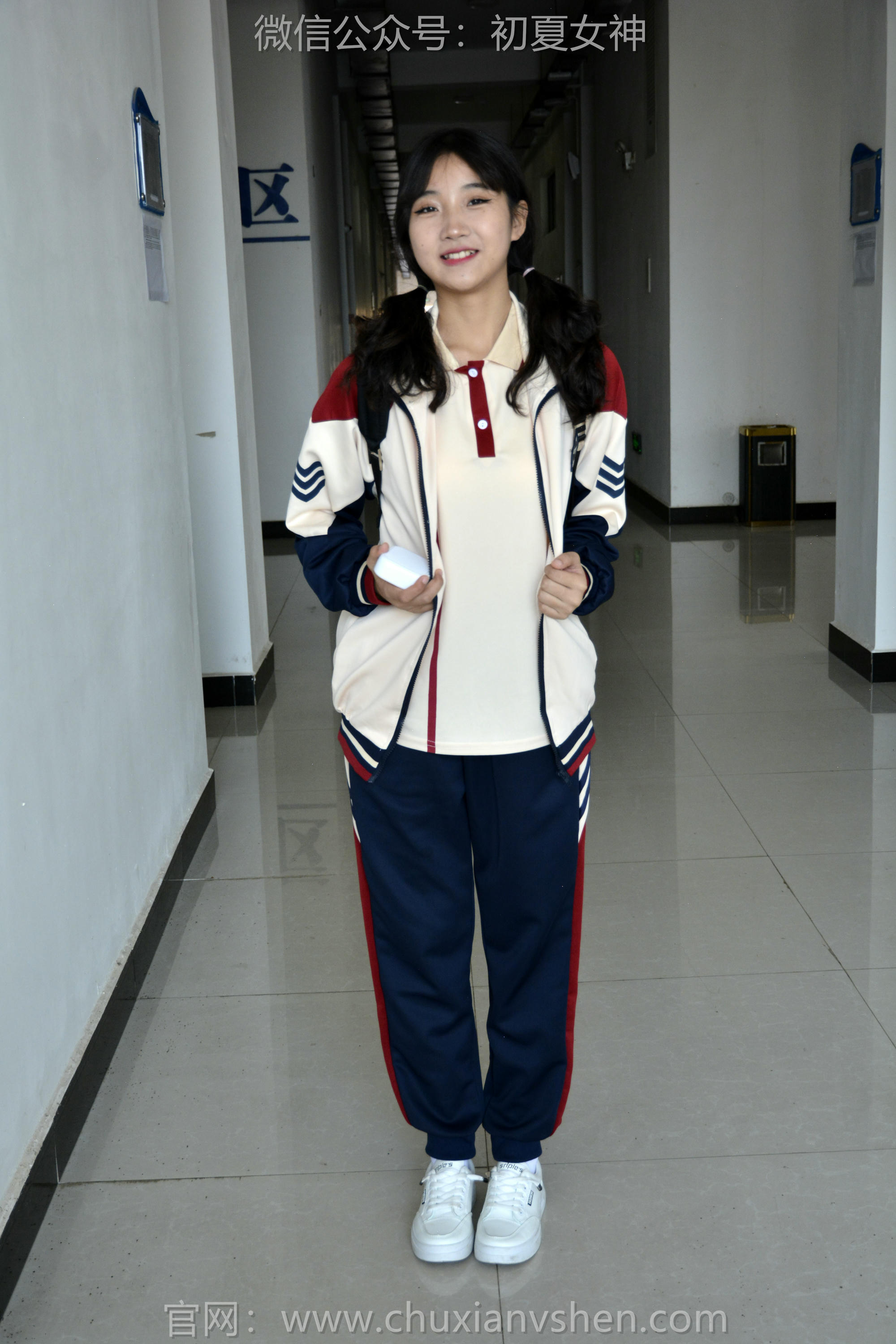 初夏女神 NO.116 点点 英伦风校服[140P+1V／3.50GB]_第3集