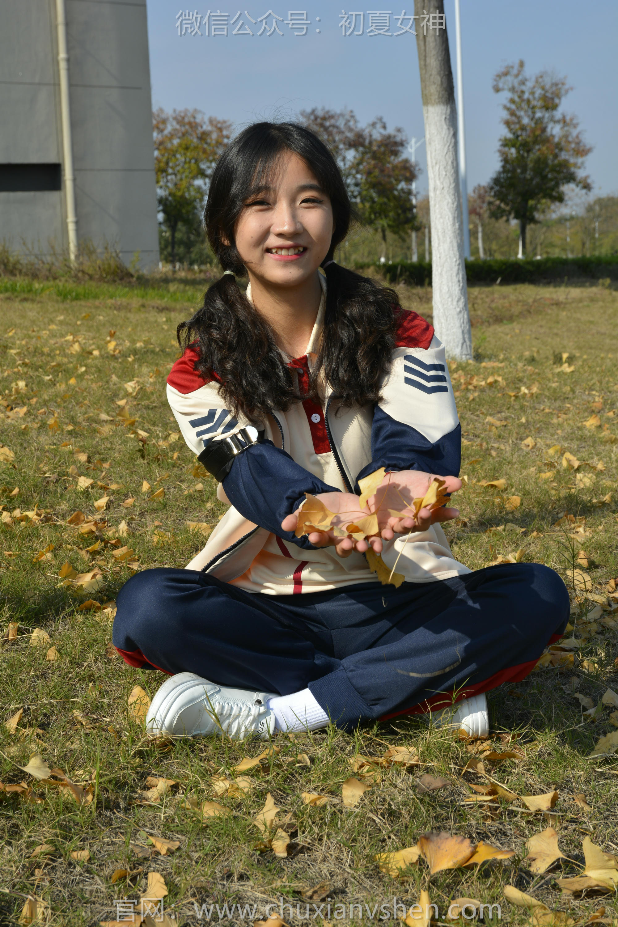 初夏女神 NO.116 点点 英伦风校服[140P+1V／3.50GB]_第4集