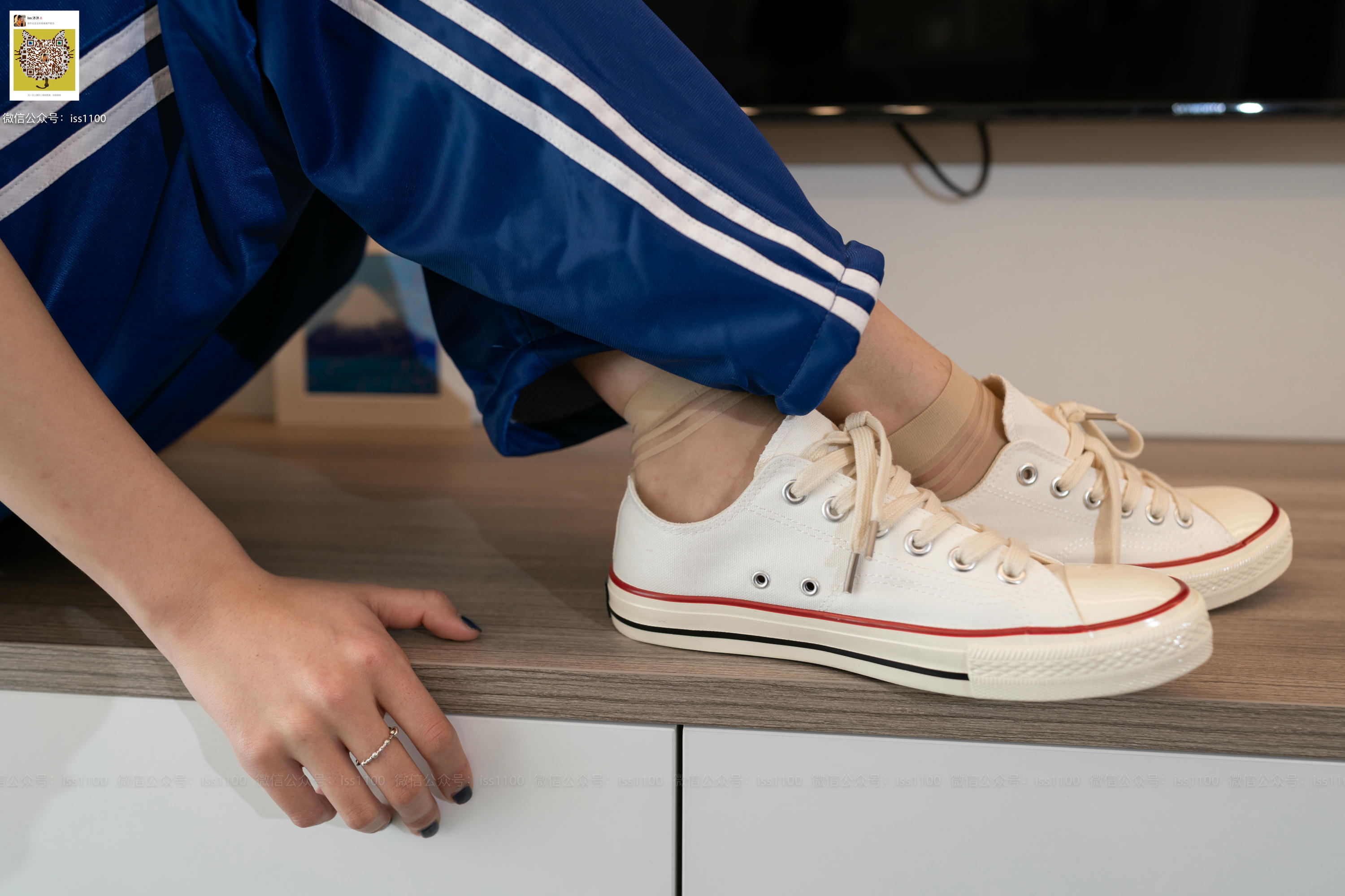 ISS系列 NO.002 佳佳 校服 [95P+1V0.96G]_第1集