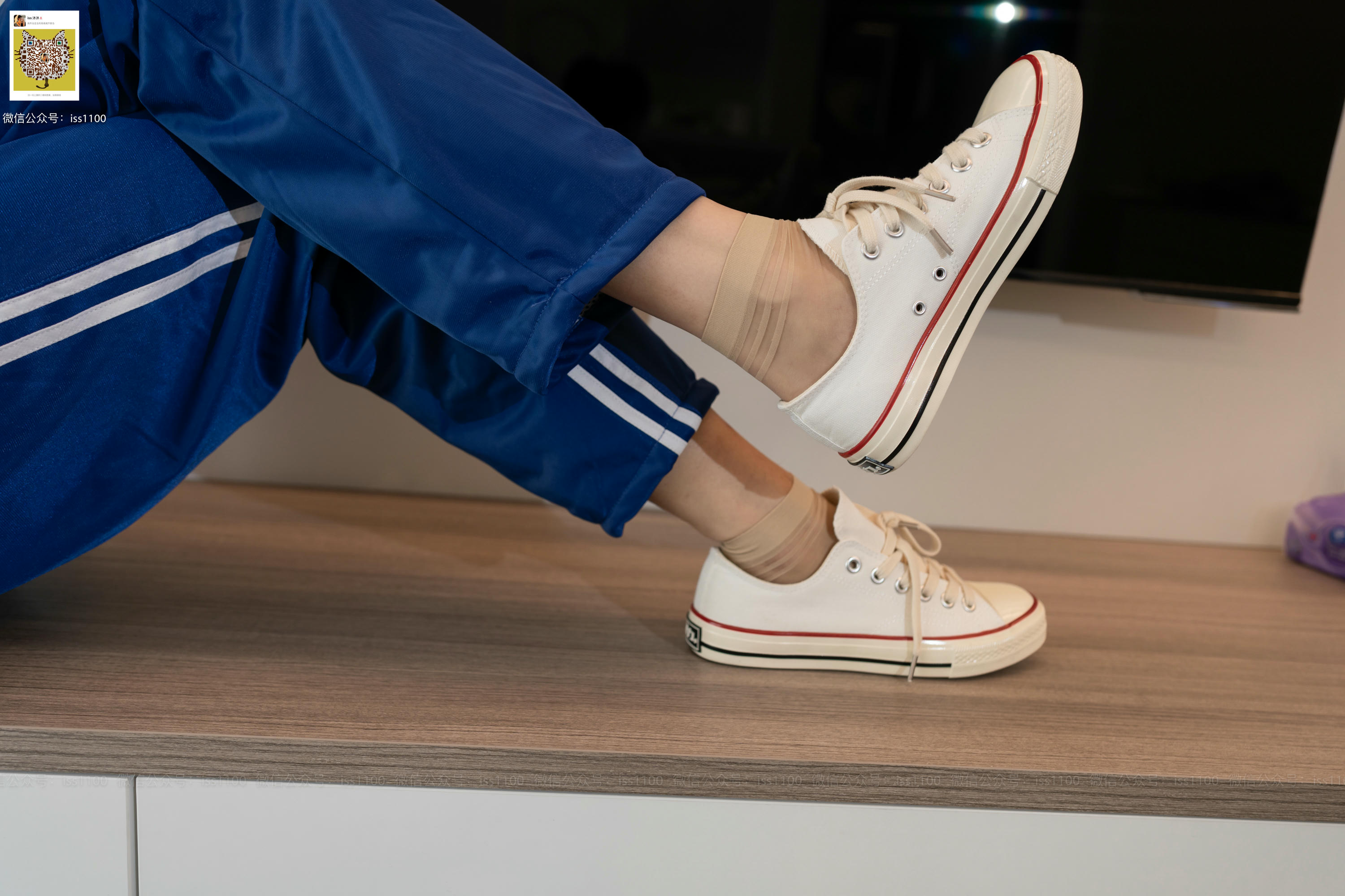 ISS系列 NO.002 佳佳 校服 [95P+1V0.96G]_第1集