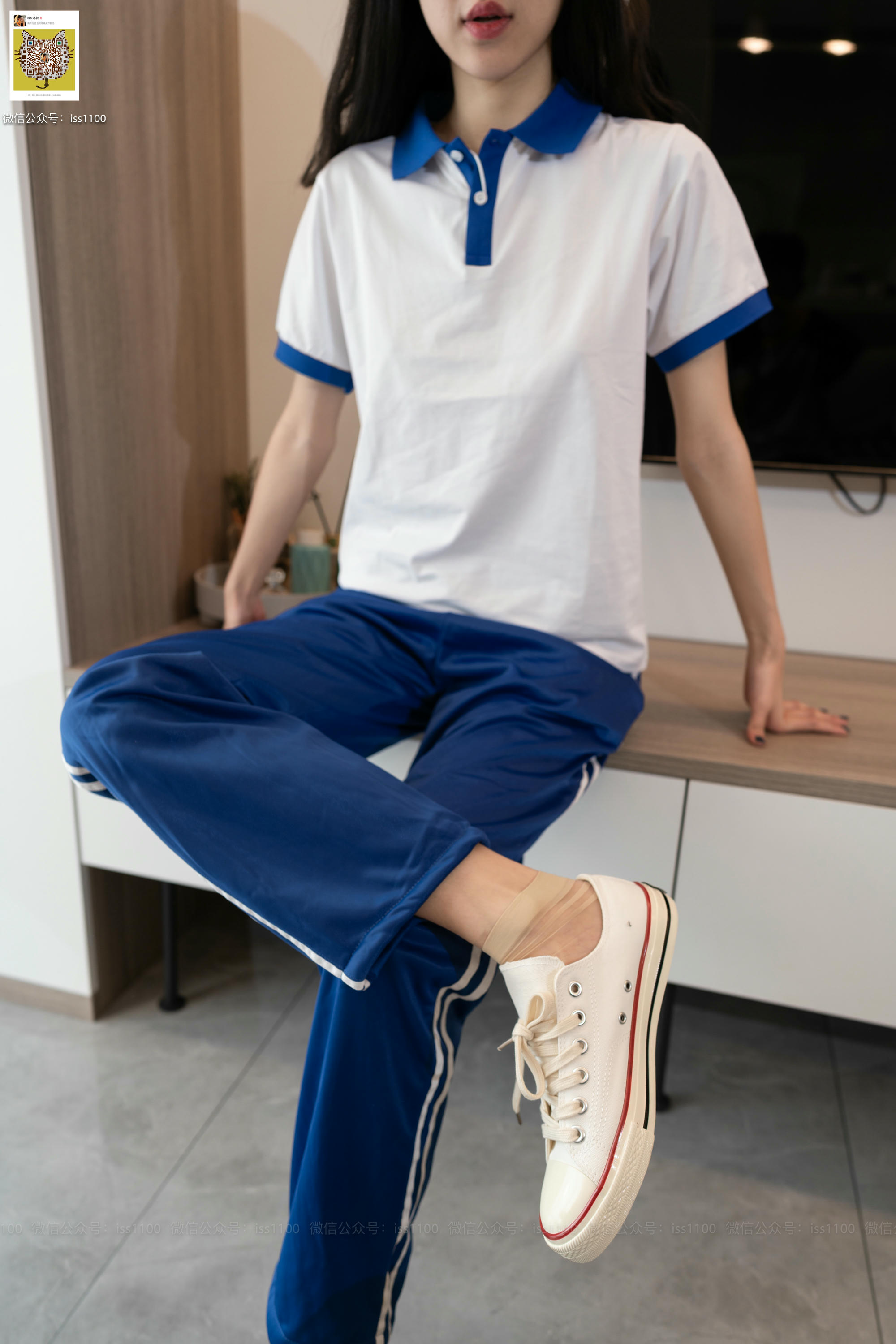 ISS系列 NO.002 佳佳 校服 [95P+1V0.96G]_第1集