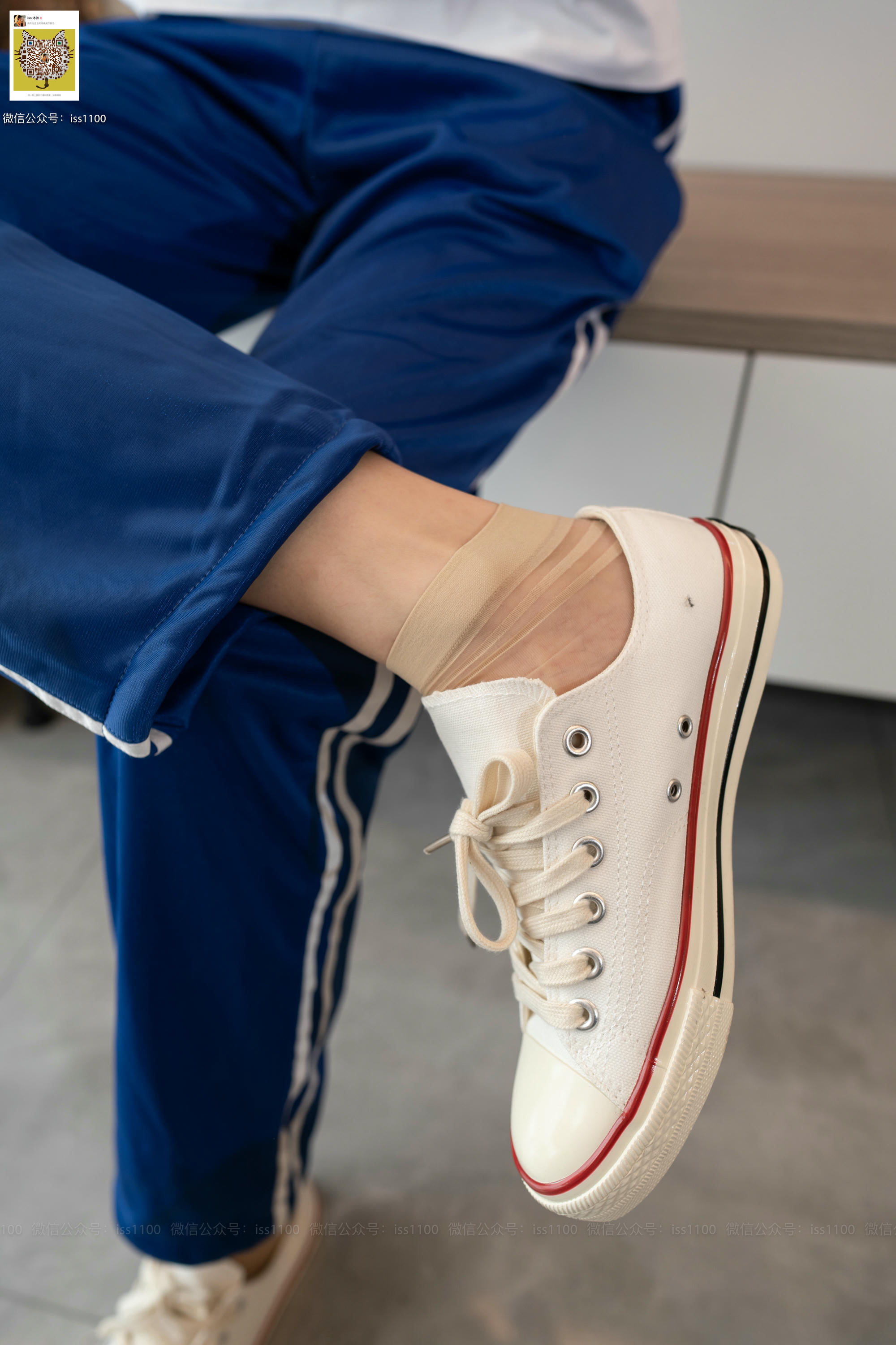 ISS系列 NO.002 佳佳 校服 [95P+1V0.96G]_第1集