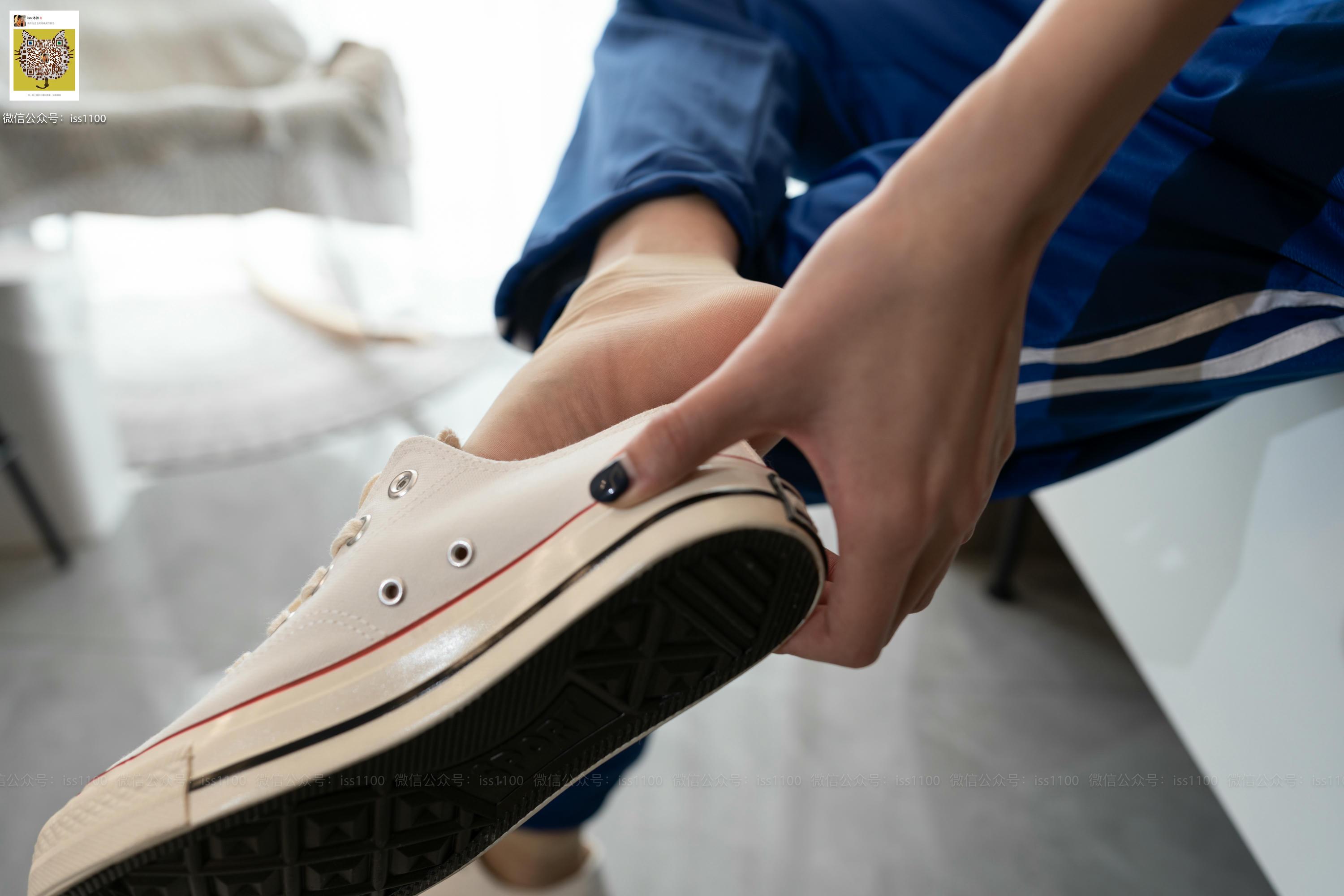 ISS系列 NO.002 佳佳 校服 [95P+1V0.96G]_第2集