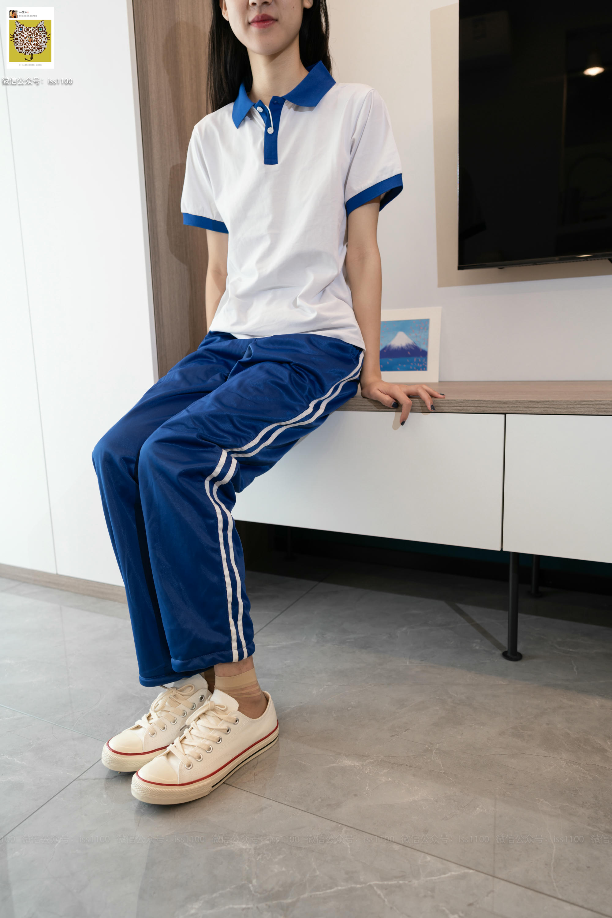 ISS系列 NO.002 佳佳 校服 [95P+1V0.96G]_第1集