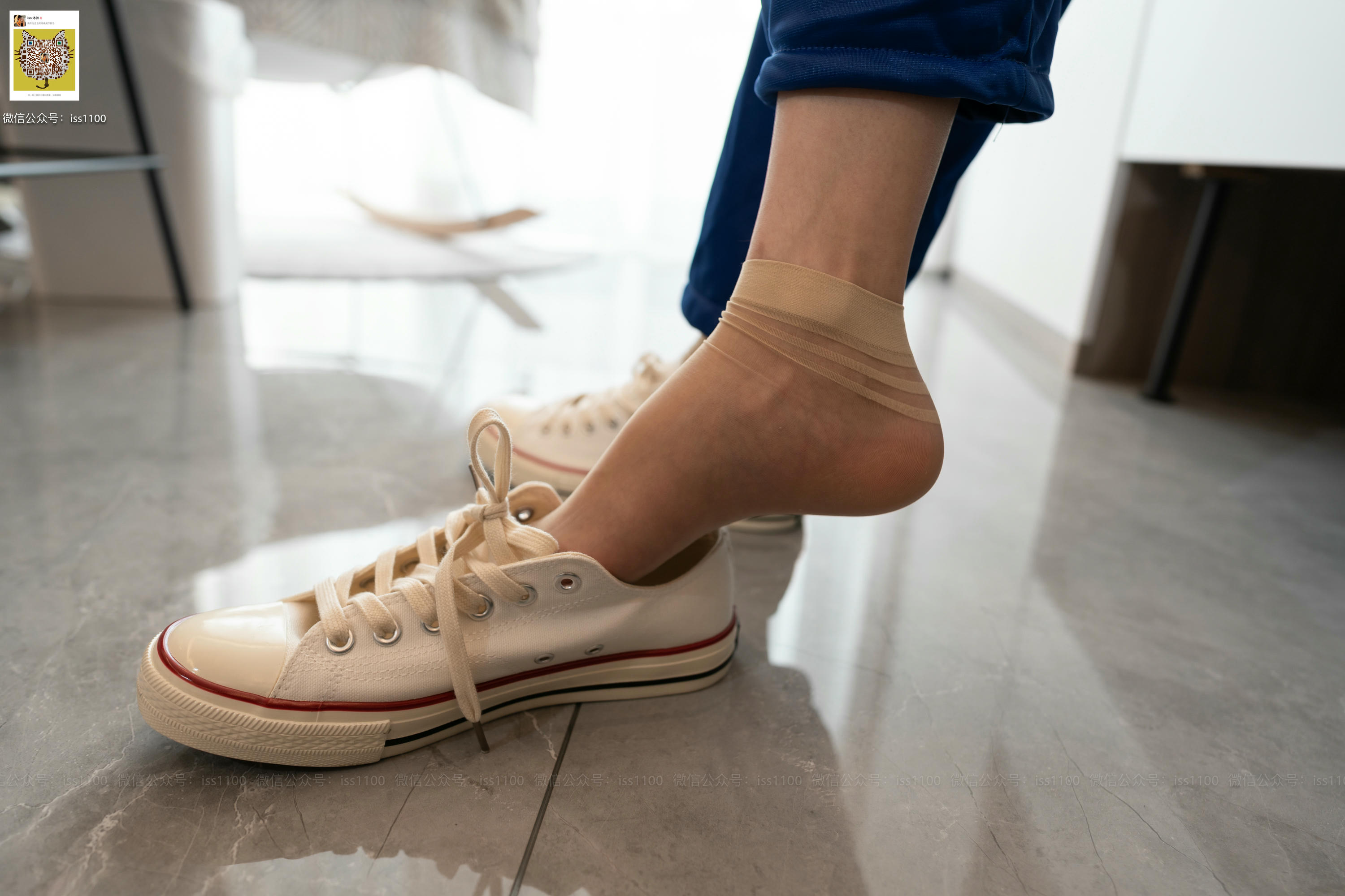 ISS系列 NO.002 佳佳 校服 [95P+1V0.96G]_第2集