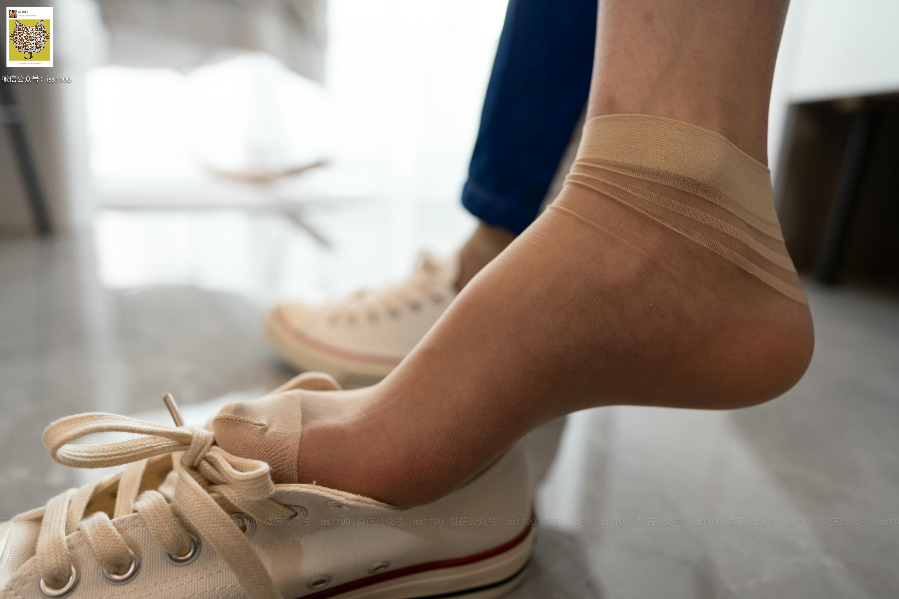 ISS系列 NO.002 佳佳 校服 [95P+1V0.96G]_第2集