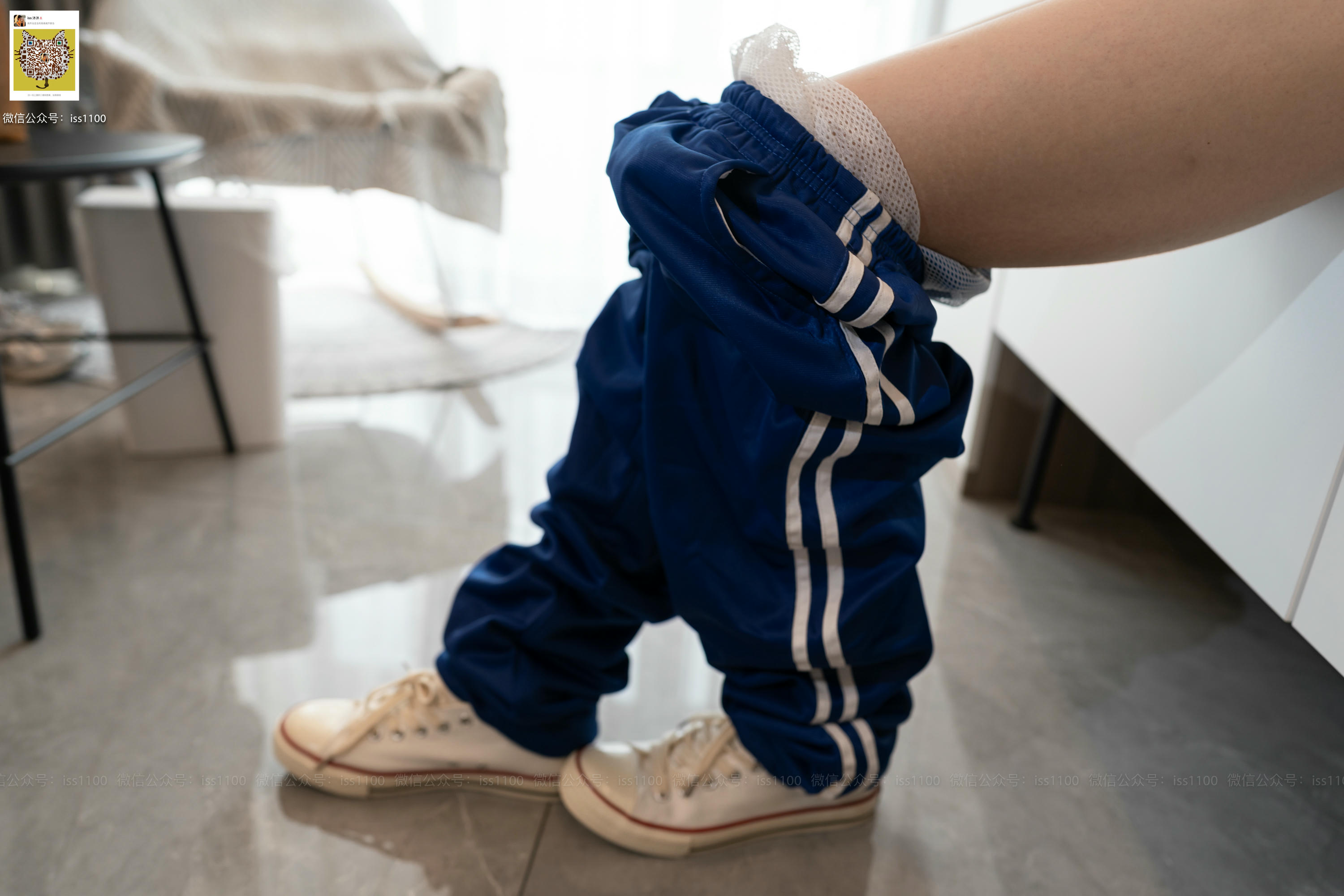 ISS系列 NO.002 佳佳 校服 [95P+1V0.96G]_第3集