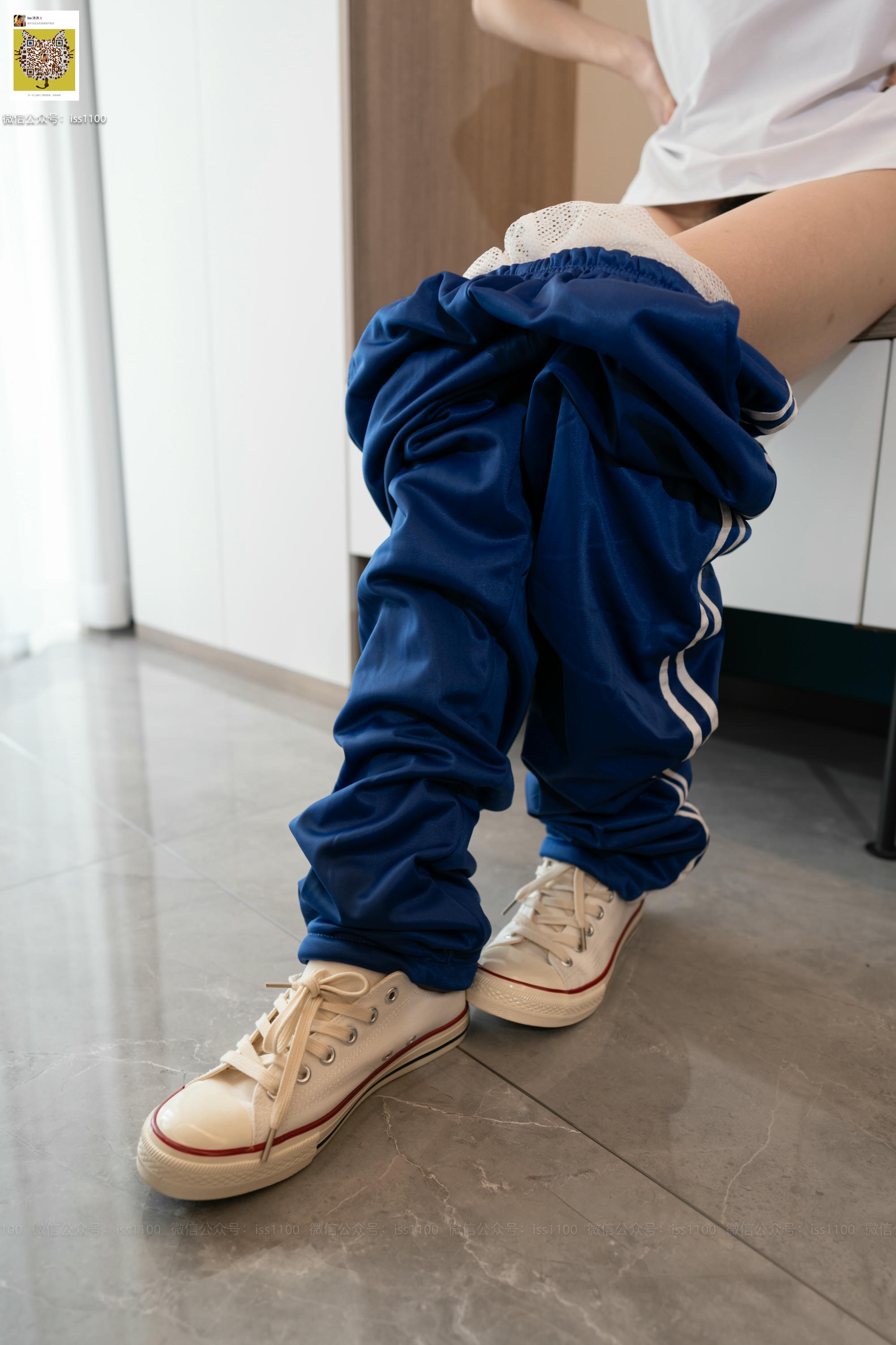 ISS系列 NO.002 佳佳 校服 [95P+1V0.96G]_第4集