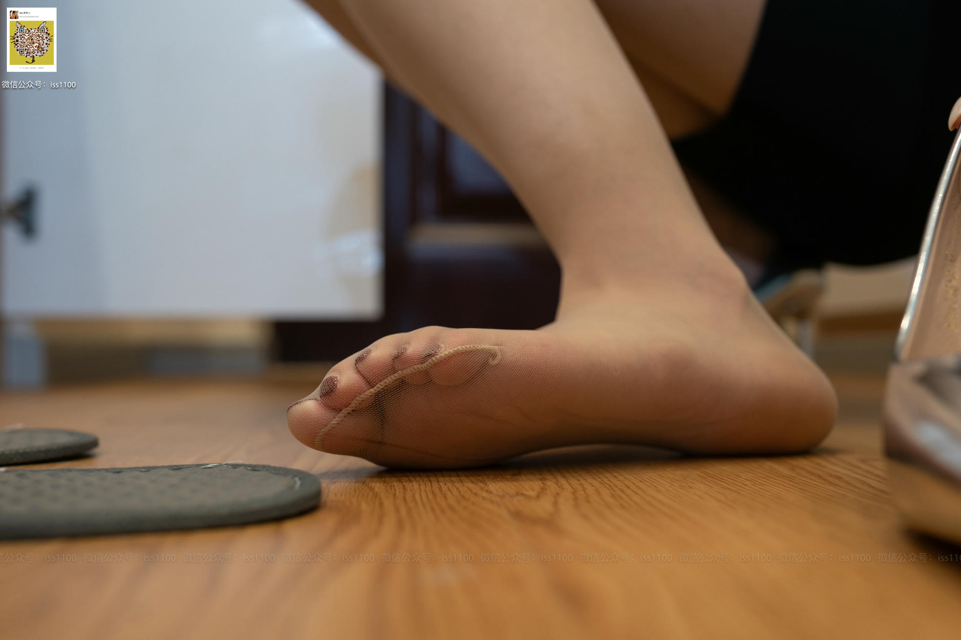 ISS系列 NO.018 美晗 蓝正装 [135P+1V0.793G]_第3集