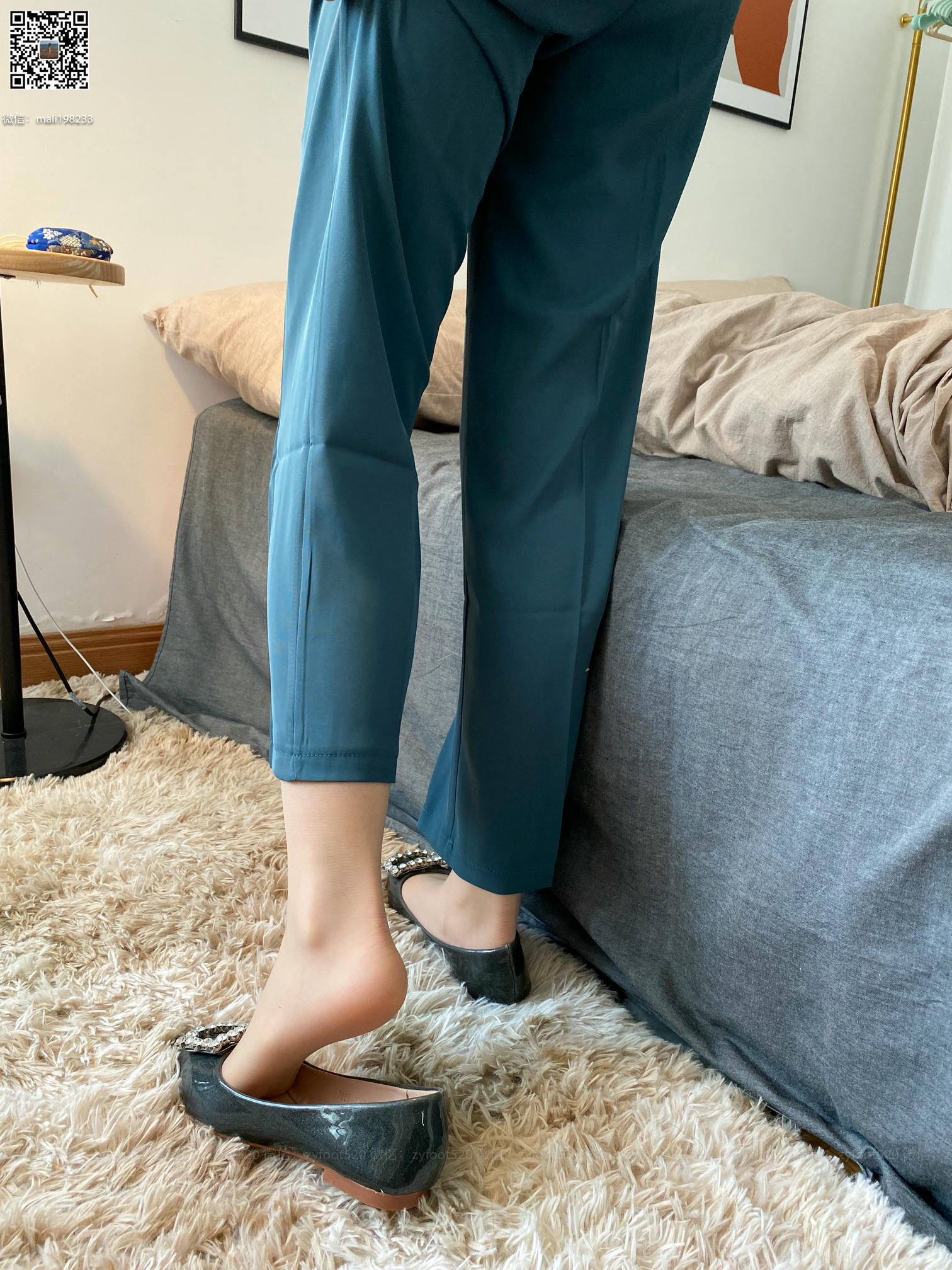 ISS系列 NO.022 美晗 玩脚 [94P+1V0.946G]_第2集