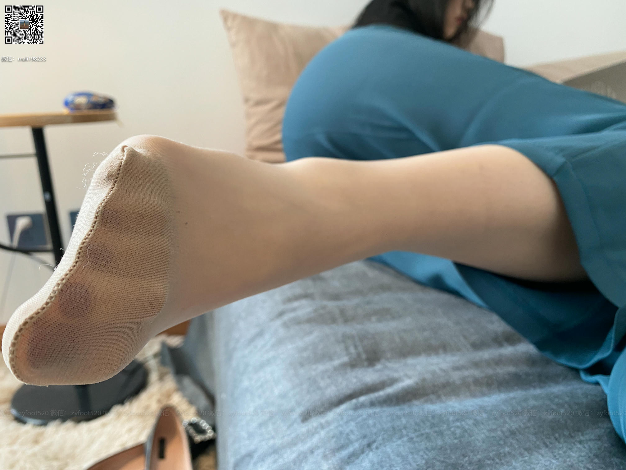 ISS系列 NO.022 美晗 玩脚 [94P+1V0.946G]_第2集