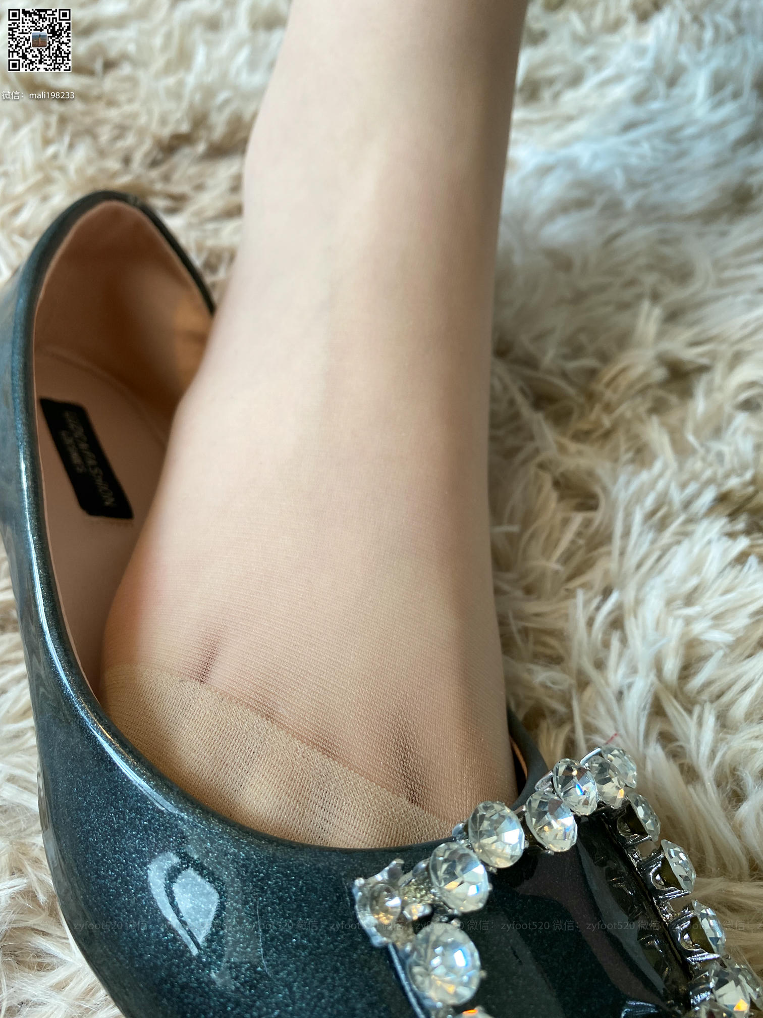 ISS系列 NO.022 美晗 玩脚 [94P+1V0.946G]_第3集