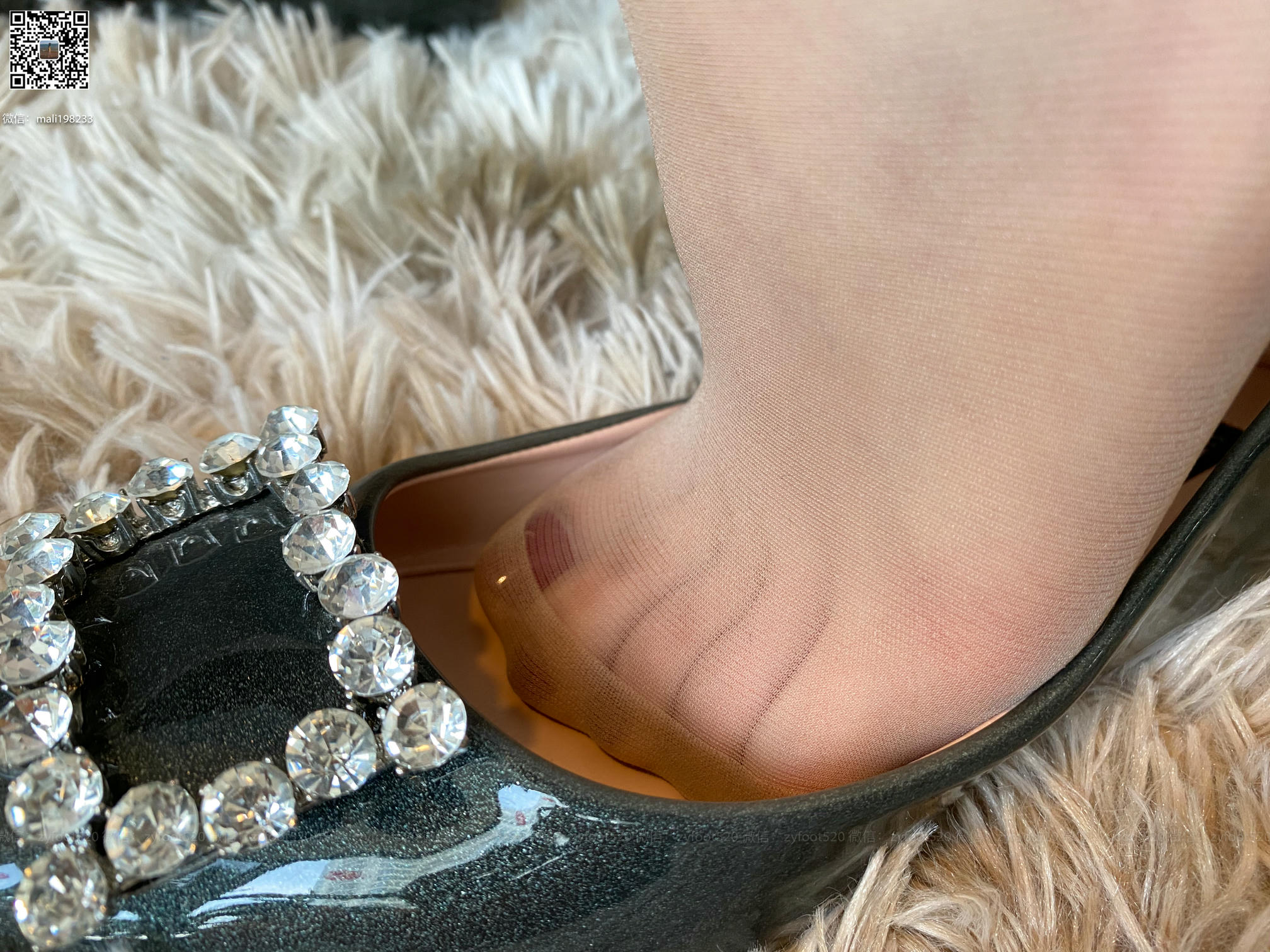 ISS系列 NO.022 美晗 玩脚 [94P+1V0.946G]_第4集