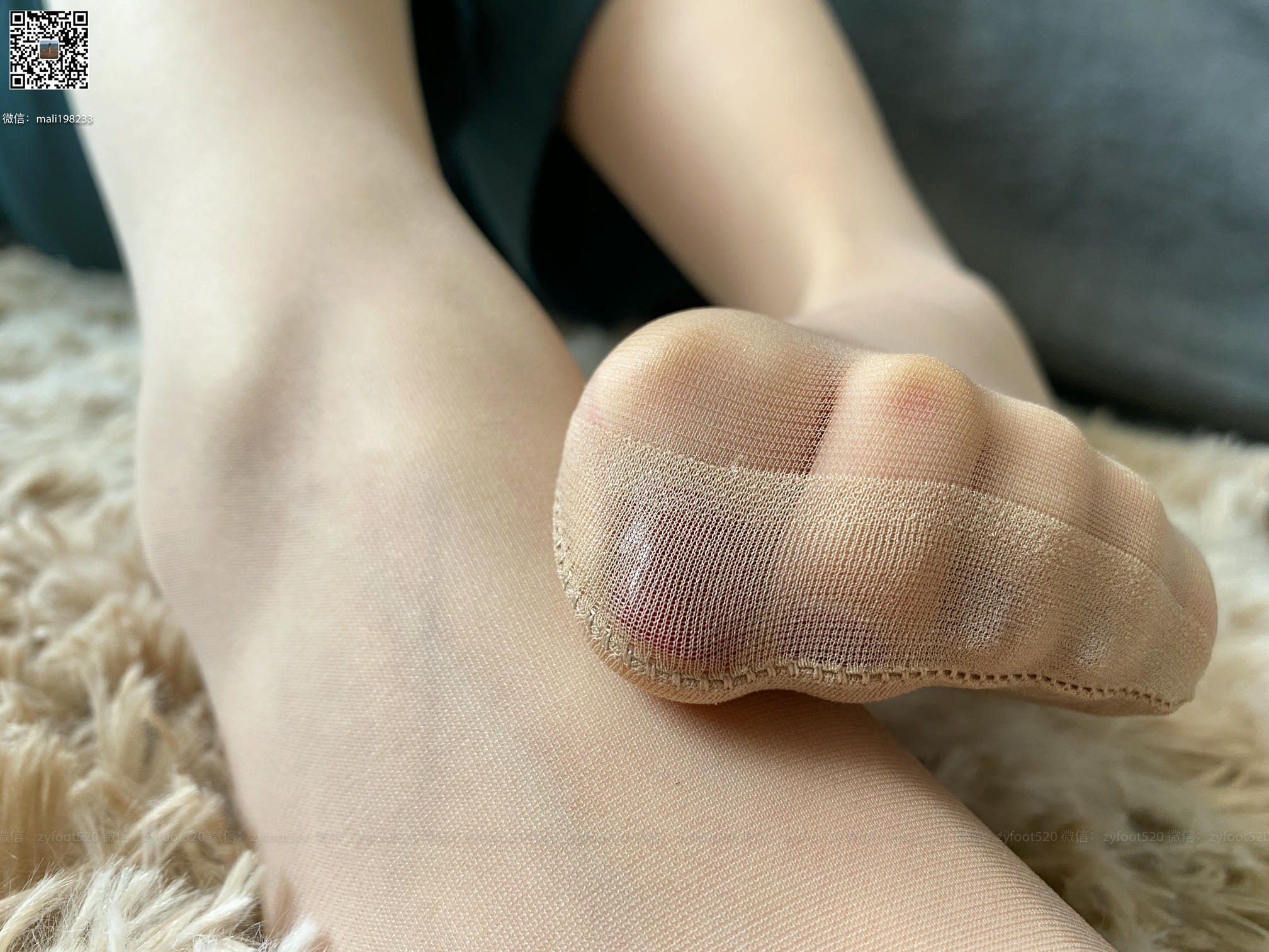 ISS系列 NO.022 美晗 玩脚 [94P+1V0.946G]_第1集