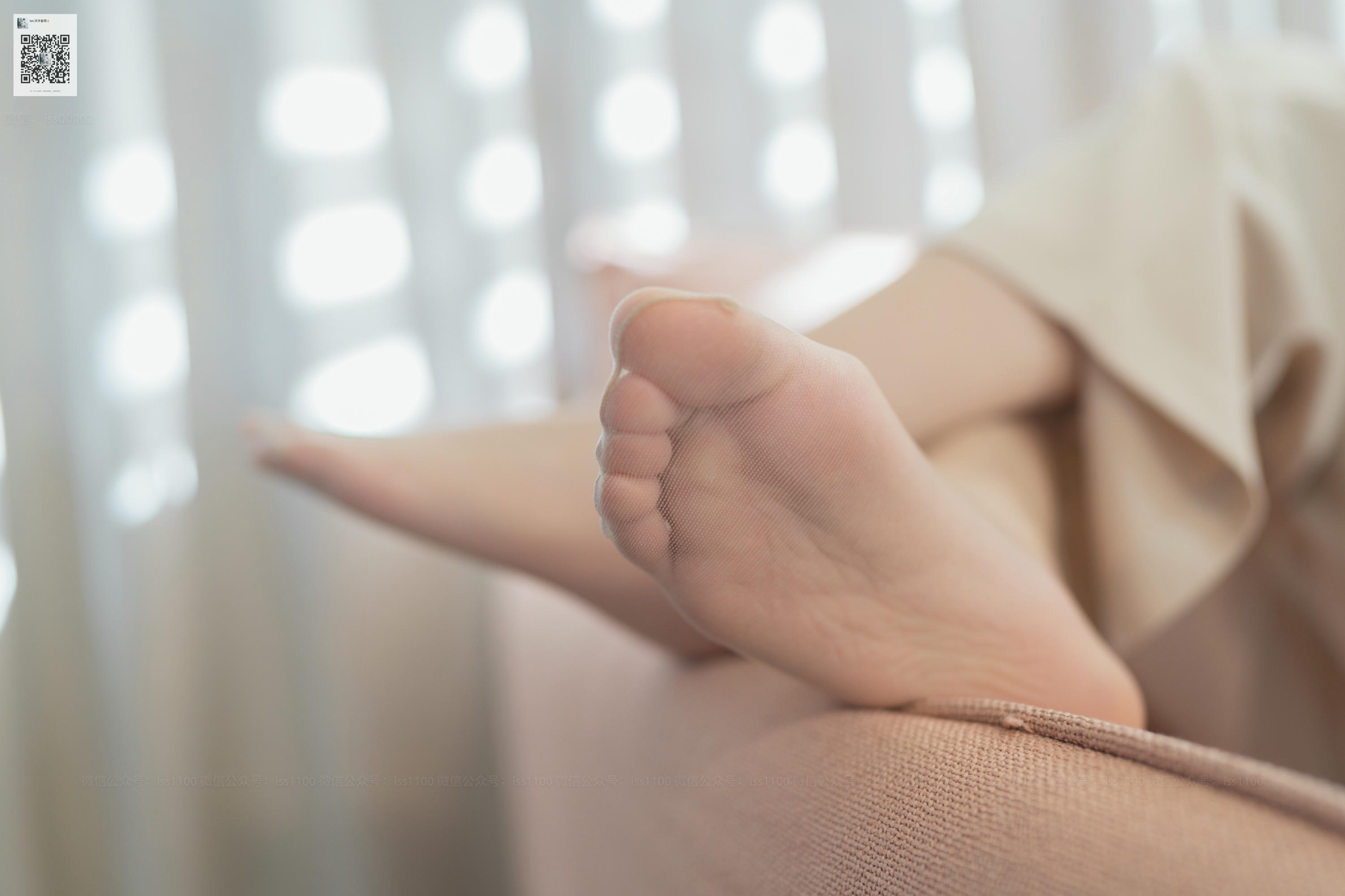 ISS系列 NO.024 铭铭 穿丝袜 [119P+1V0.97G]_第2集