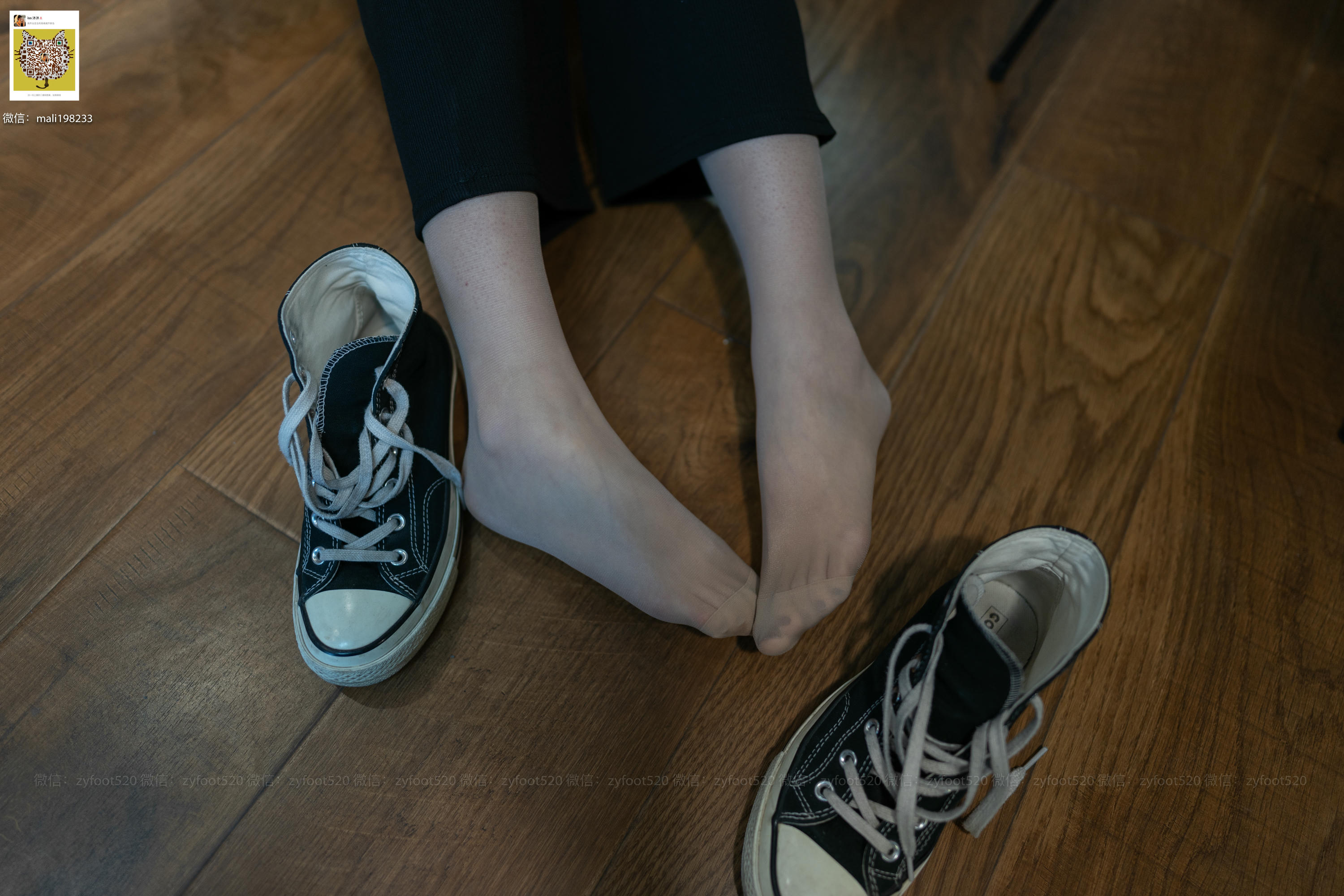 ISS系列 NO.030 诗微 裤 [99P+1V1.16G]_第2集